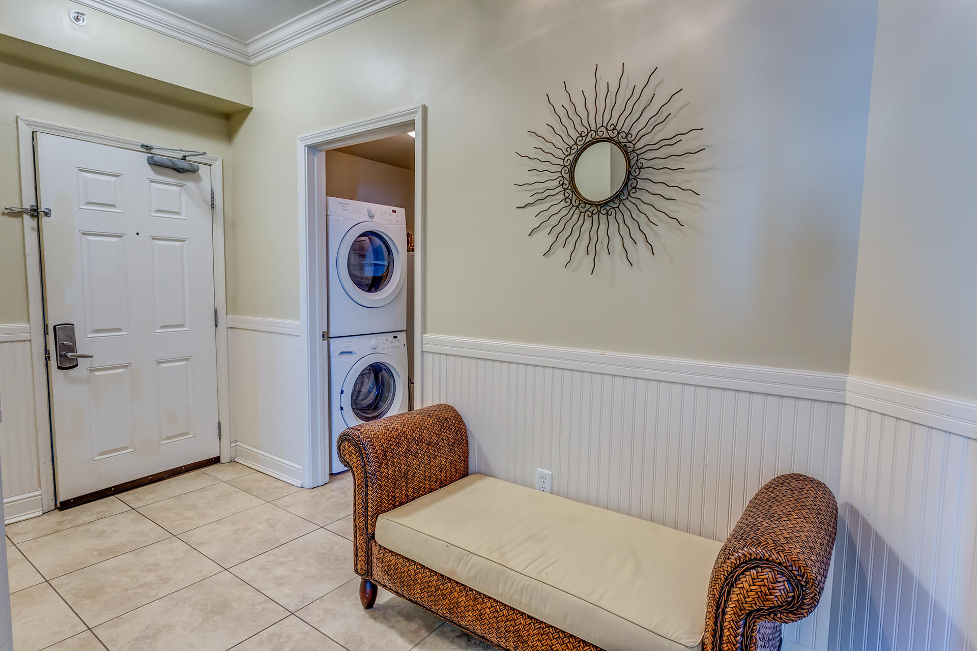 AQUA BEACHSIDE RESORT - Residential