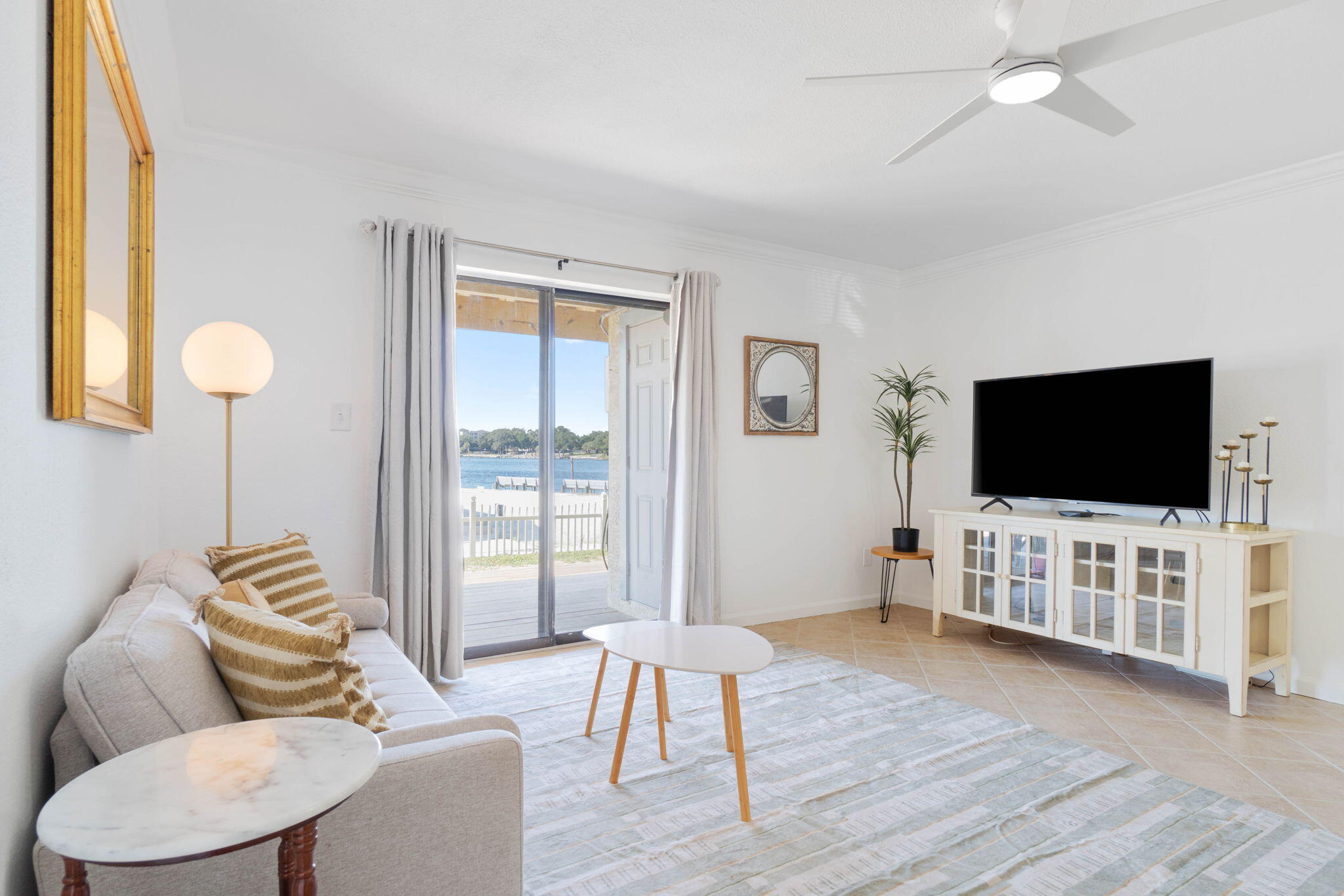 COMMODORES LANDING 3-A - Residential