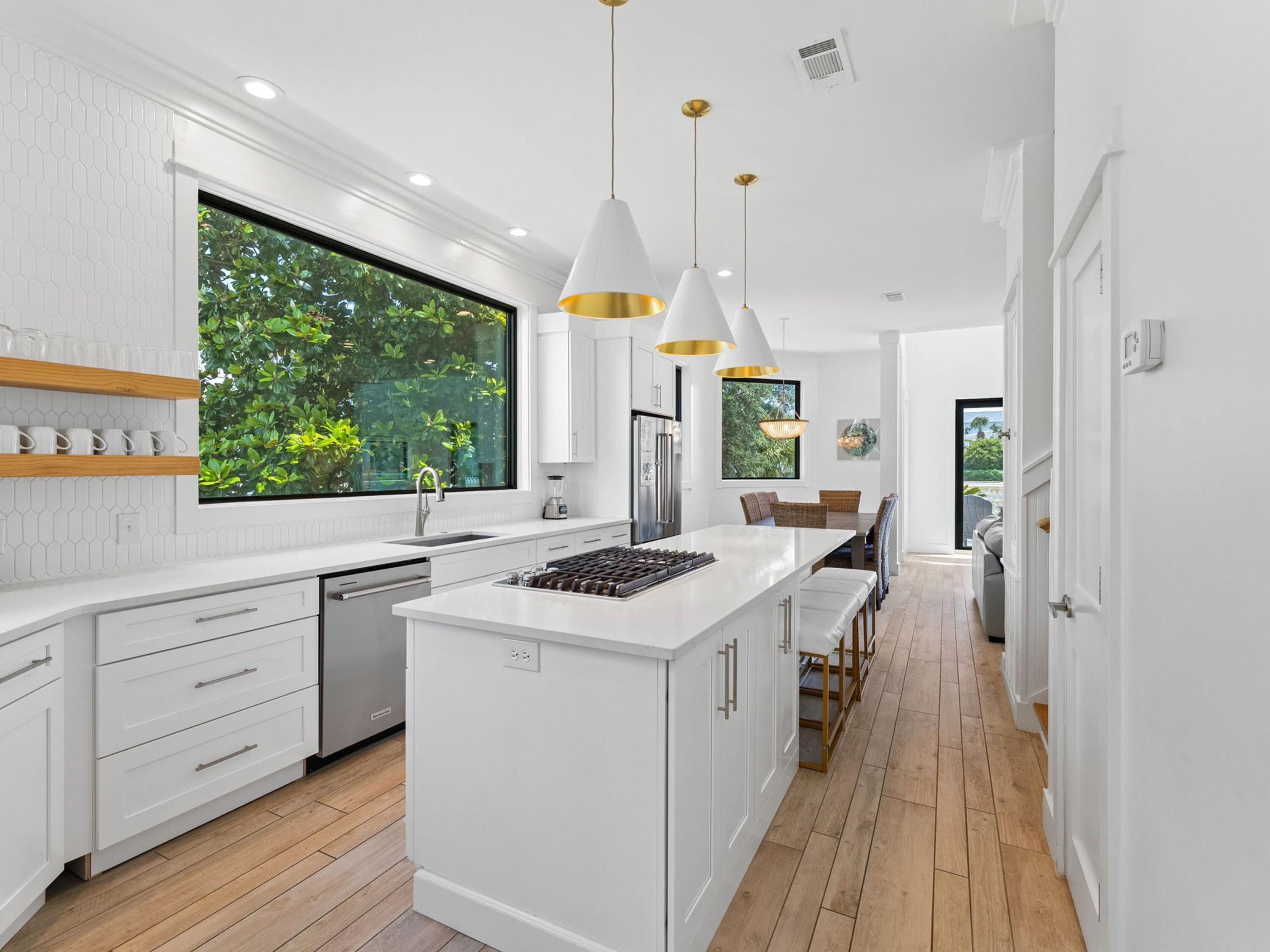 CRYSTAL BEACH - Residential