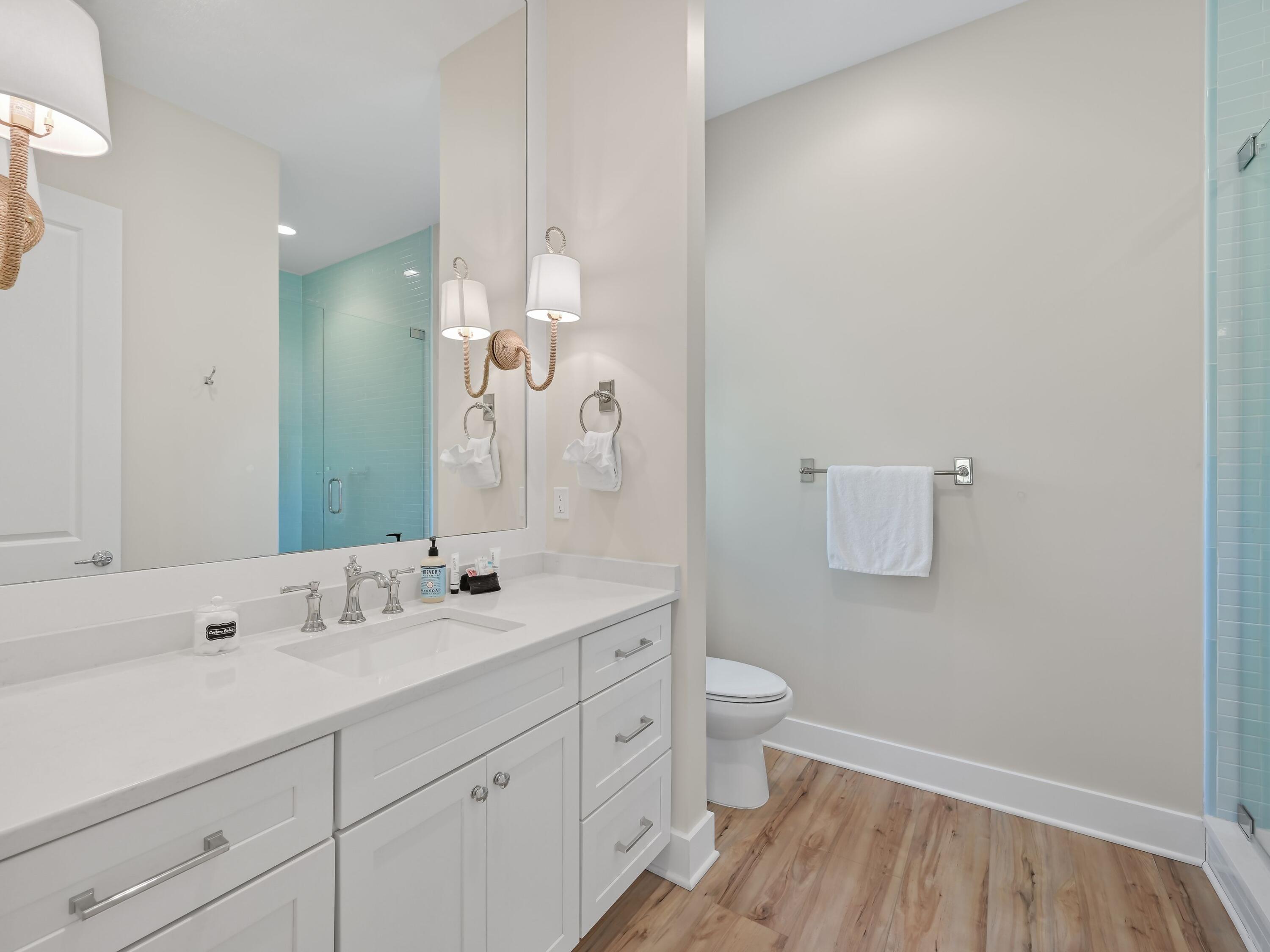 LAKESIDE AT BLUE MOUNTAIN BEACH - Residential