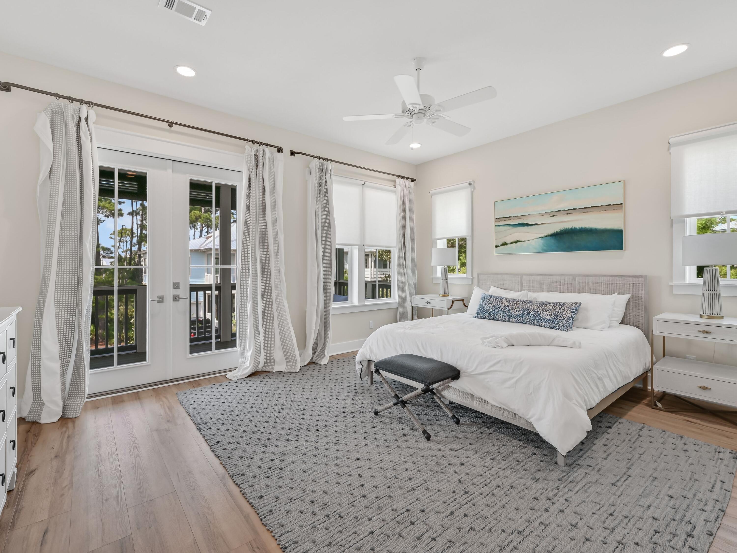 LAKESIDE AT BLUE MOUNTAIN BEACH - Residential