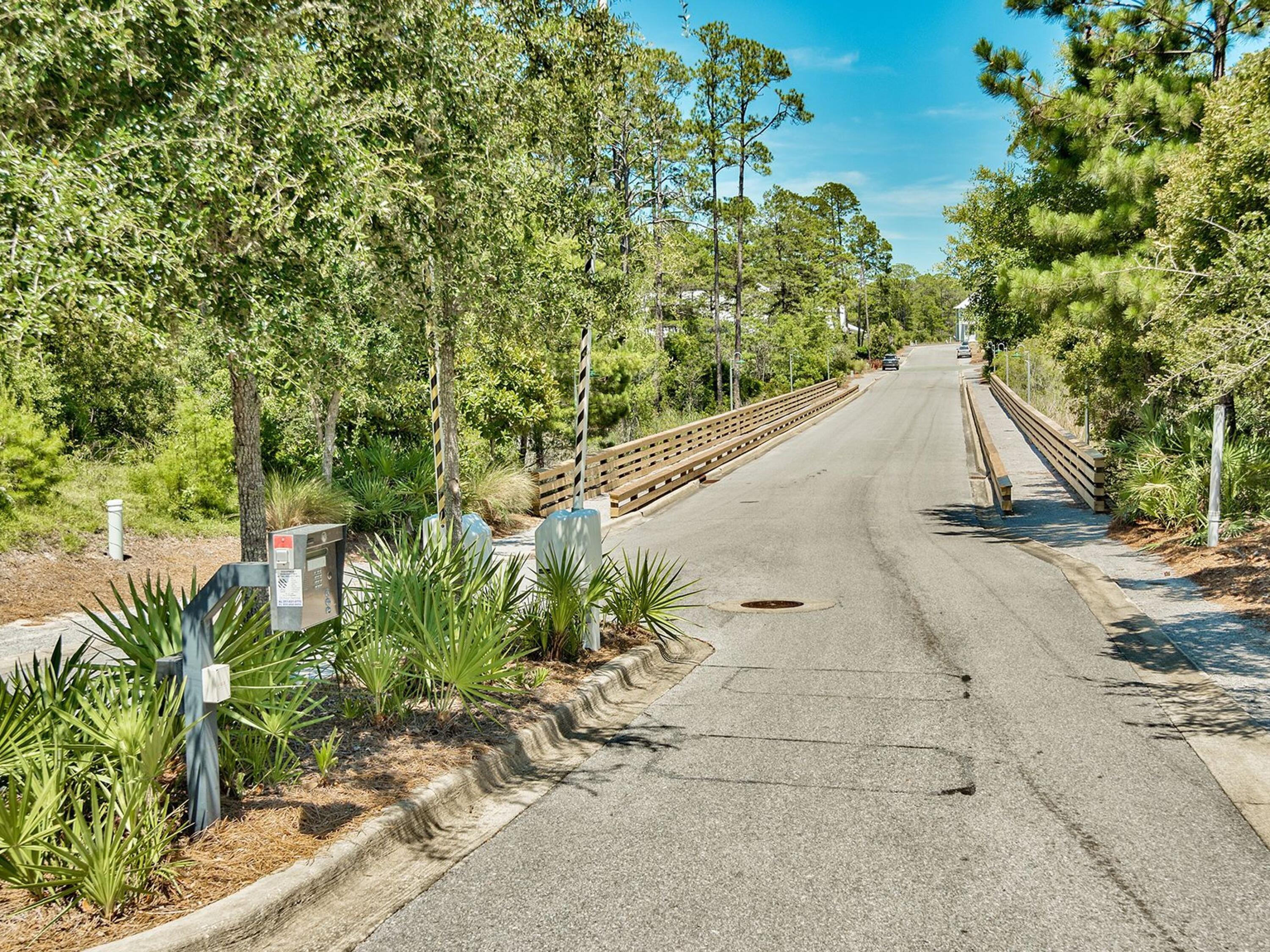 LAKESIDE AT BLUE MOUNTAIN BEACH - Residential