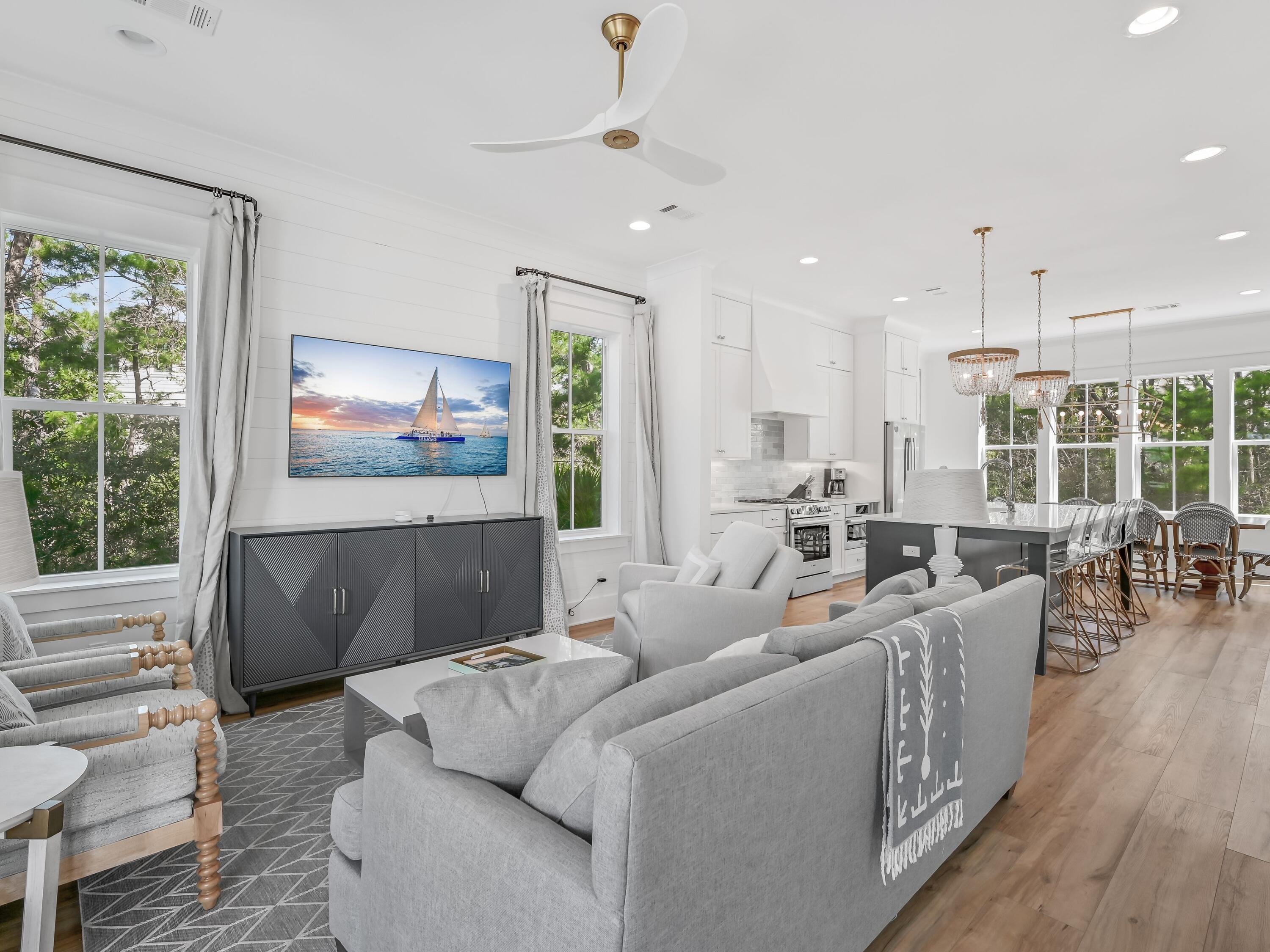 LAKESIDE AT BLUE MOUNTAIN BEACH - Residential