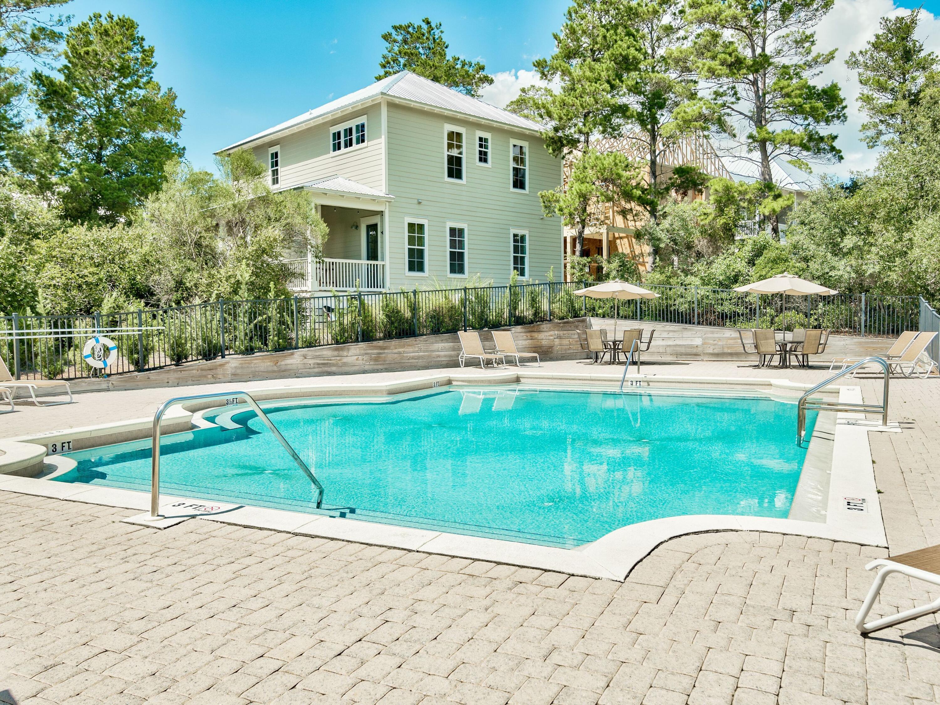 LAKESIDE AT BLUE MOUNTAIN BEACH - Residential
