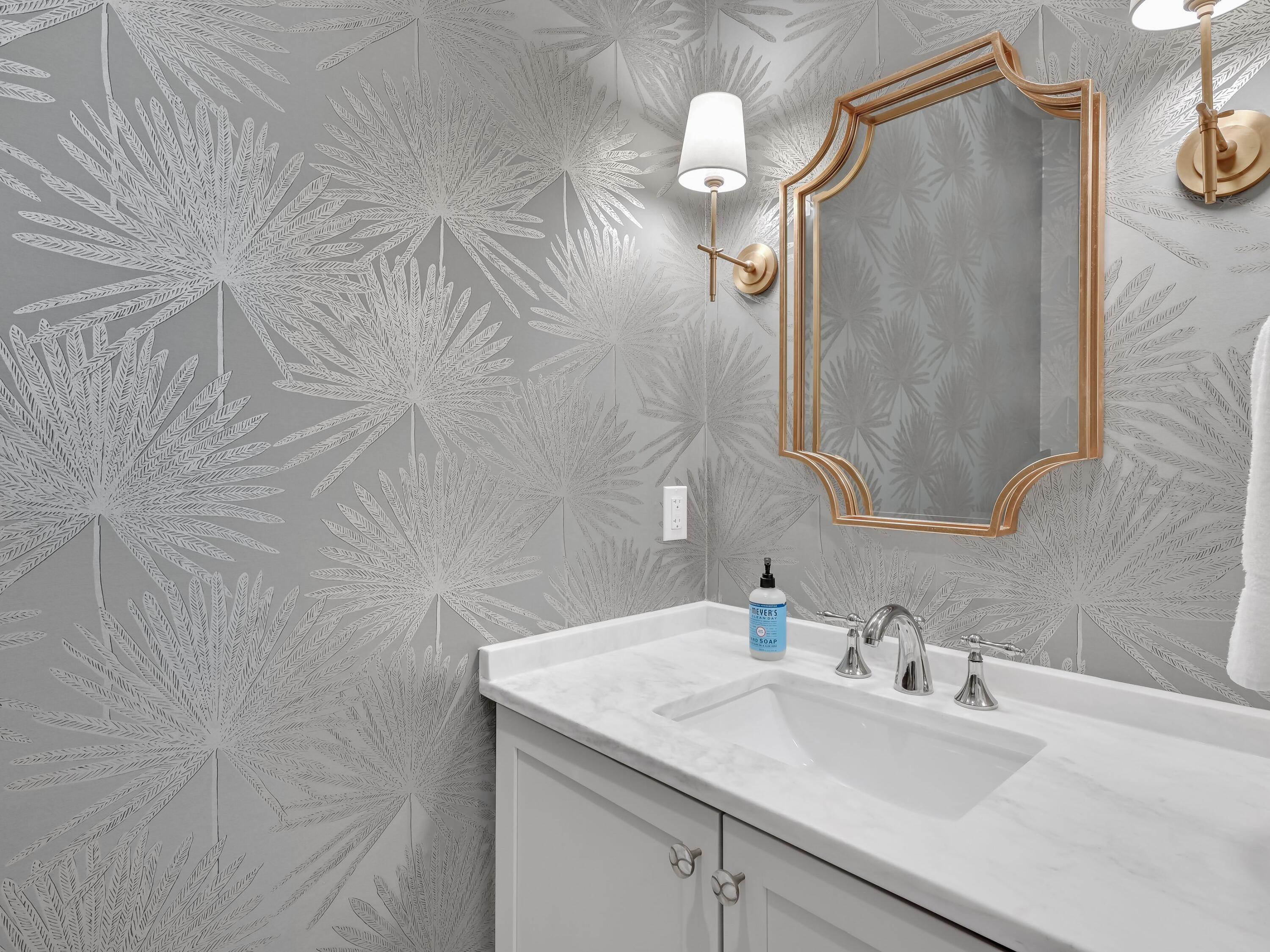 LAKESIDE AT BLUE MOUNTAIN BEACH - Residential