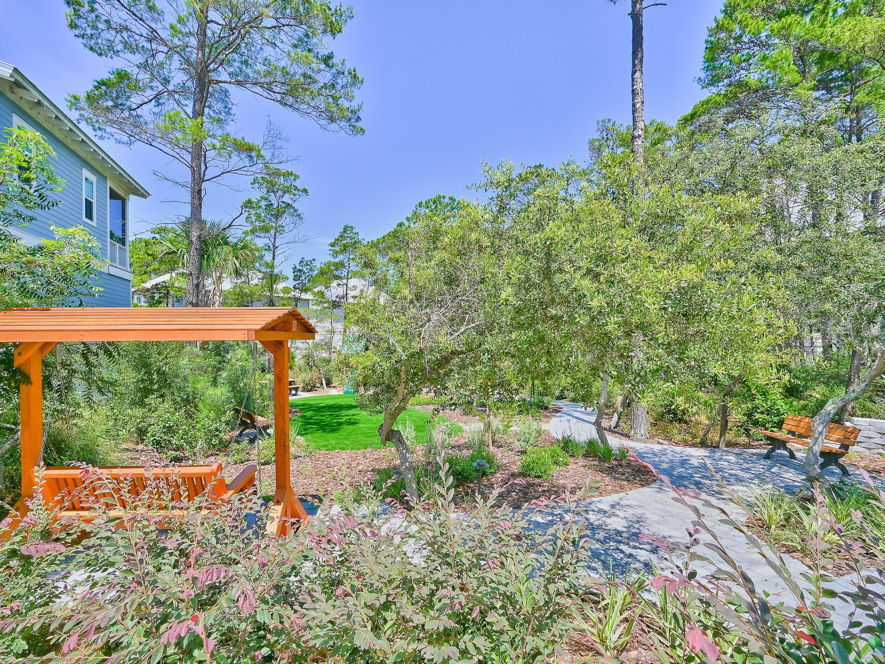 LAKESIDE AT BLUE MOUNTAIN BEACH - Residential