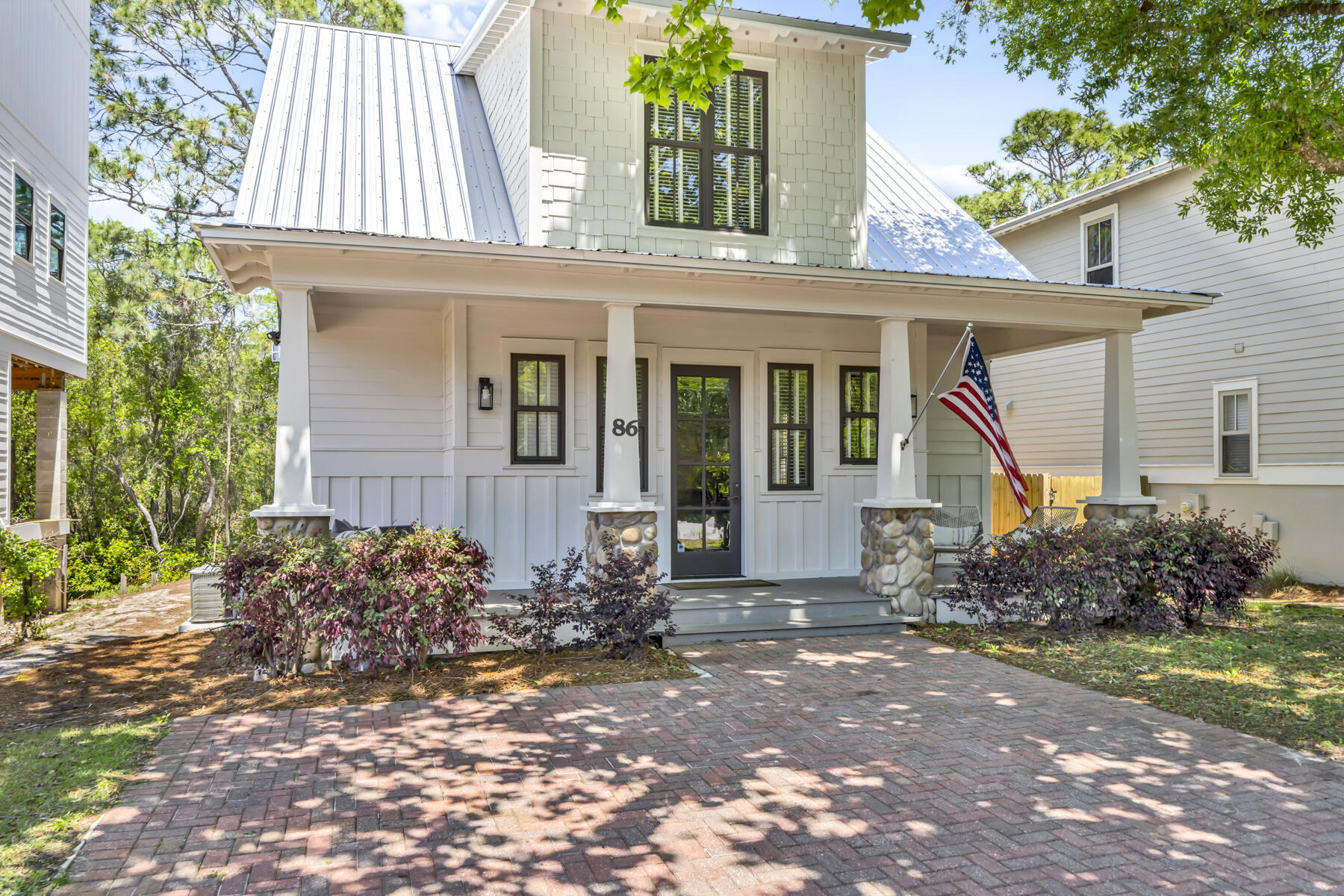 GRAYTON BEACH VILLAGE SQUARE - Residential