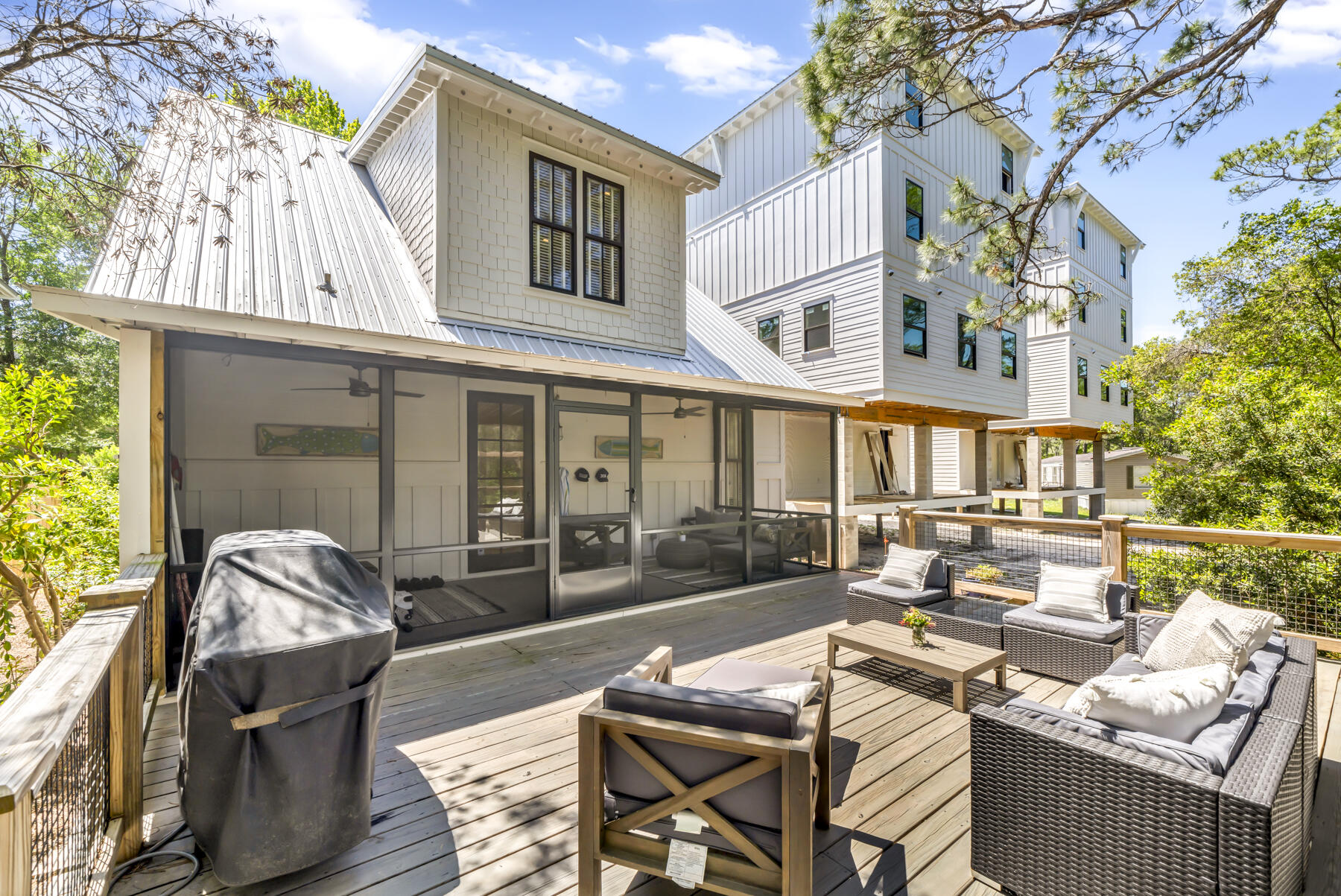 GRAYTON BEACH VILLAGE SQUARE - Residential