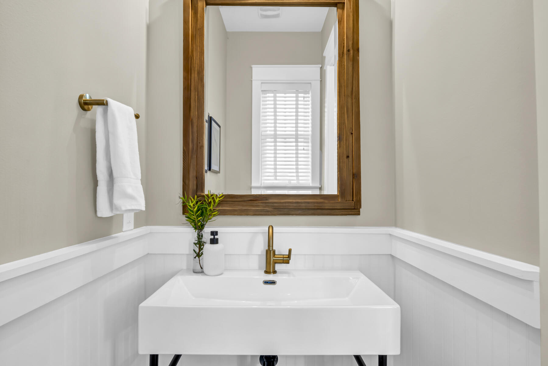 GRAYTON BEACH VILLAGE SQUARE - Residential