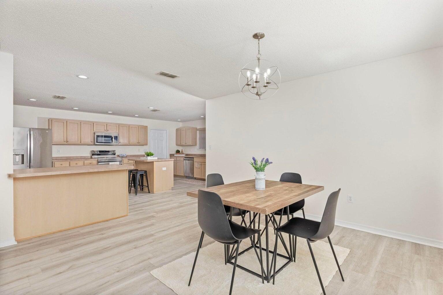 IRON GATE - Residential Lease