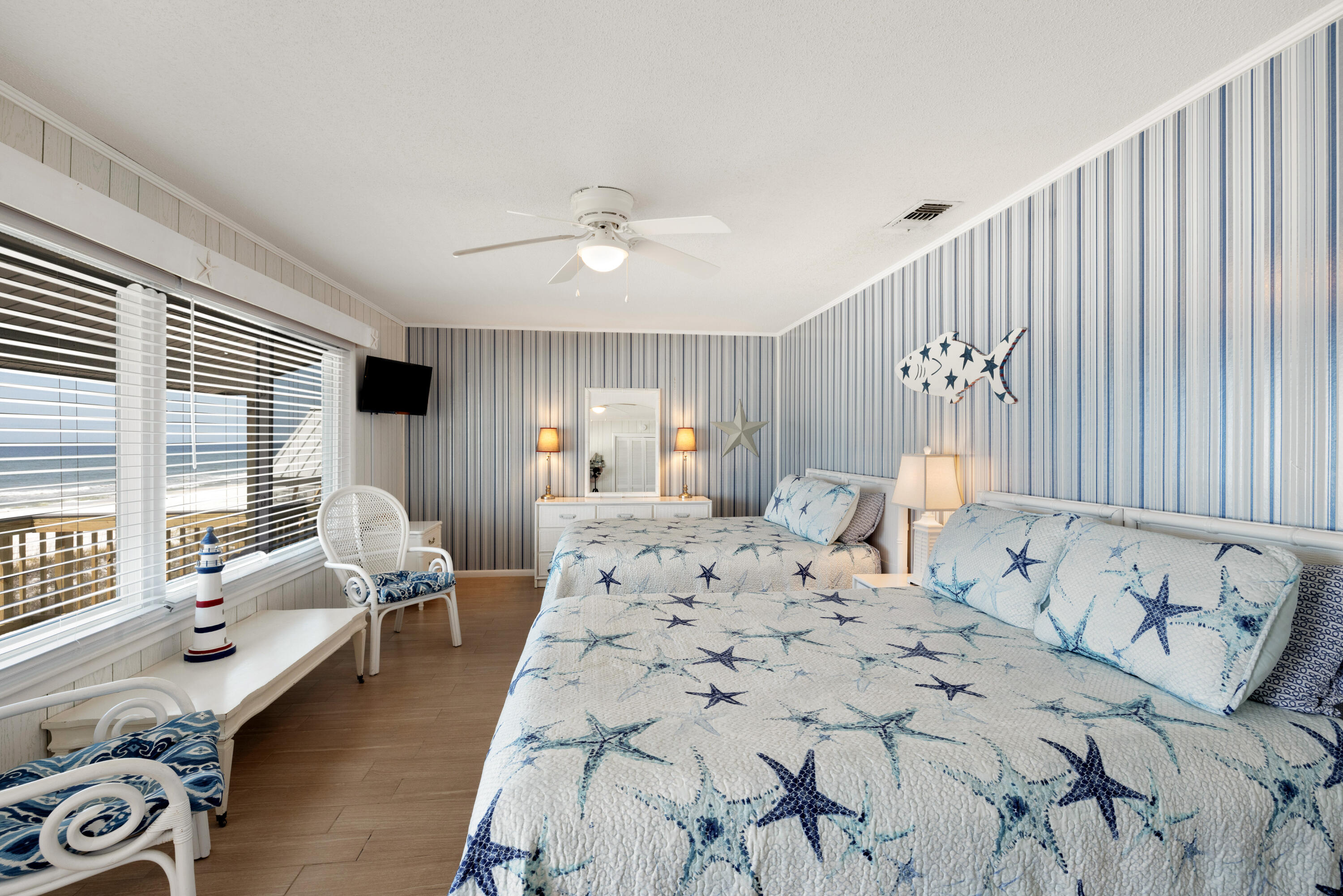 SUNNYSIDE - Residential
