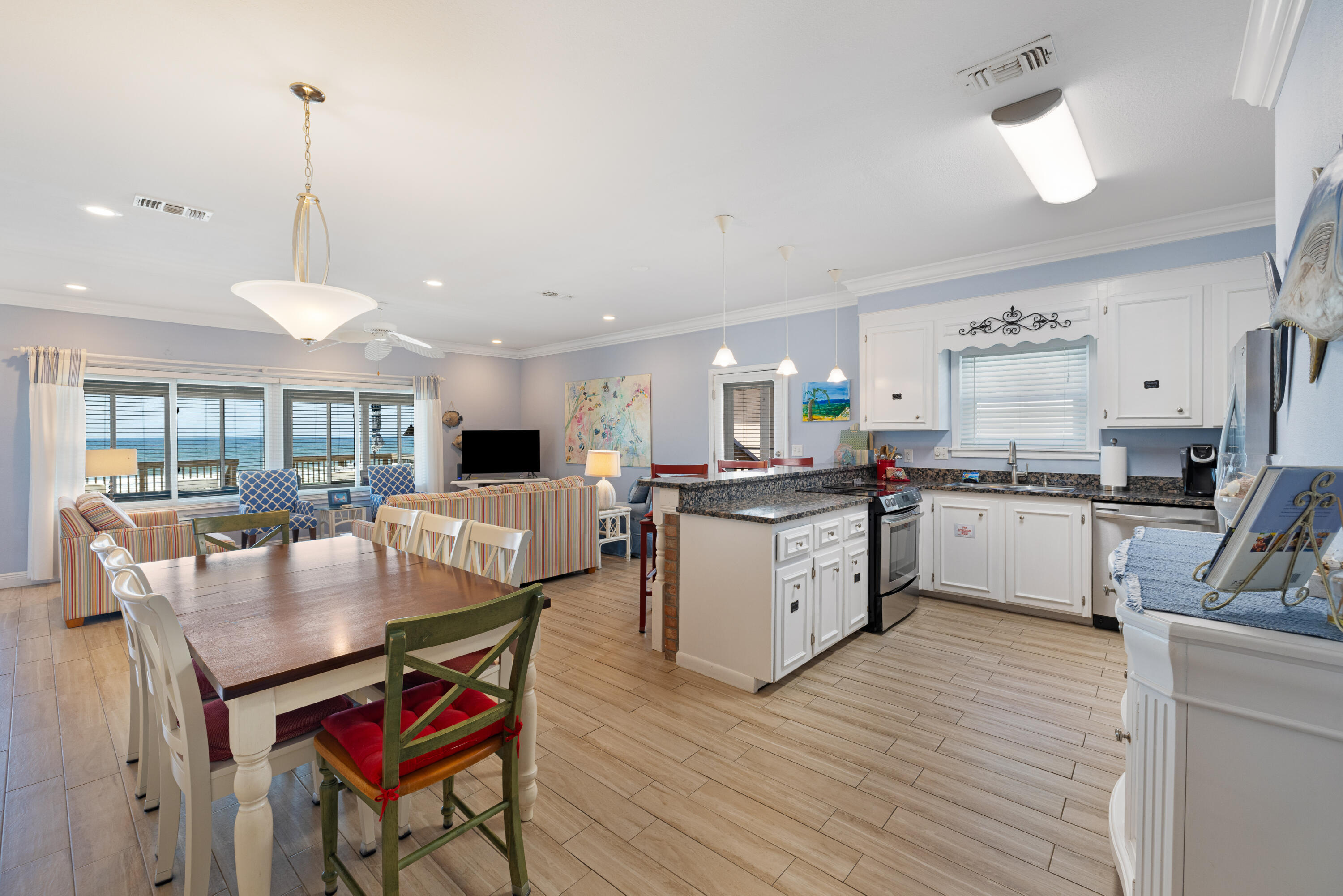 SUNNYSIDE - Residential