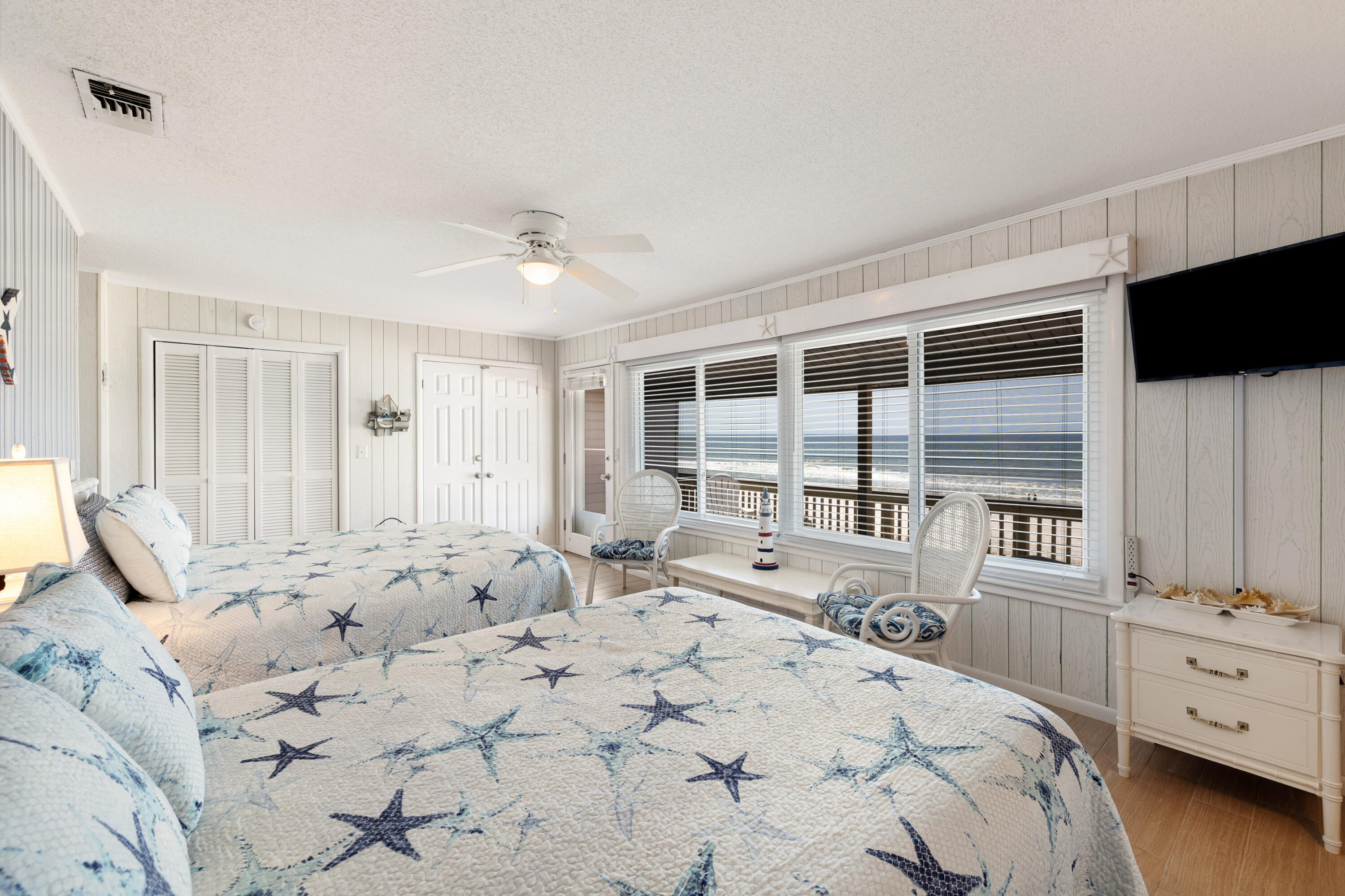 SUNNYSIDE - Residential