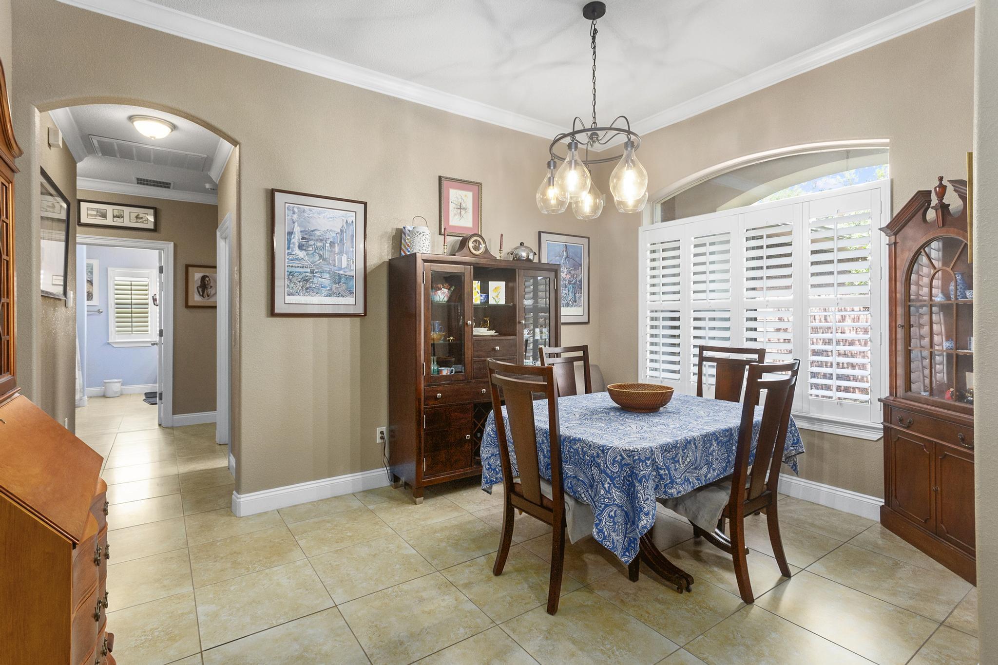 HOLLEY BY THE SEA - Residential