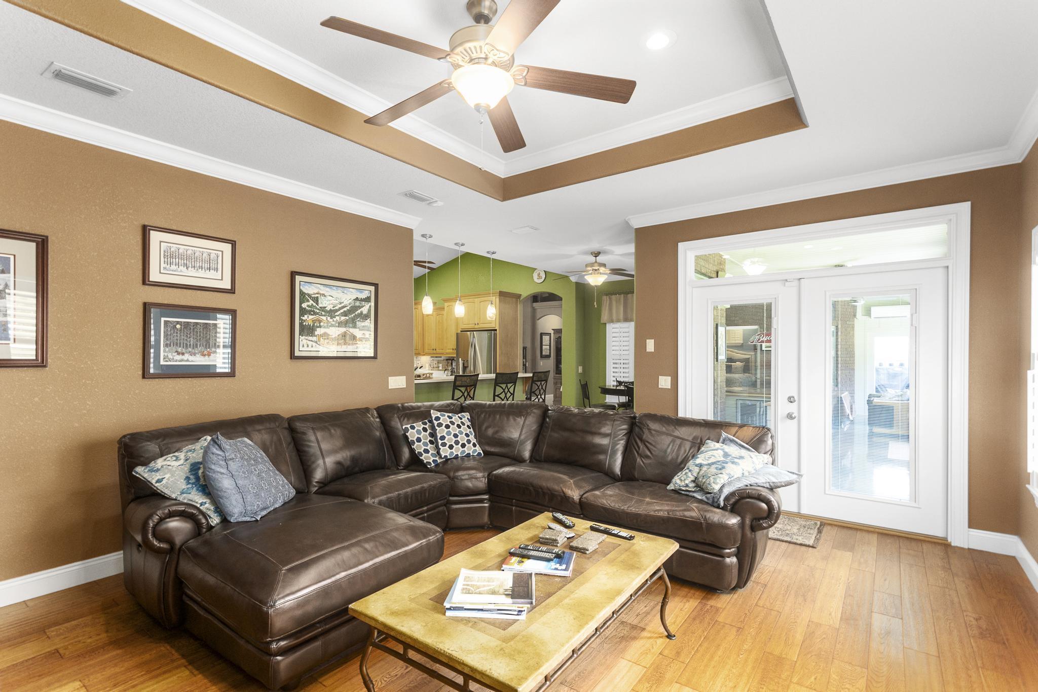 HOLLEY BY THE SEA - Residential