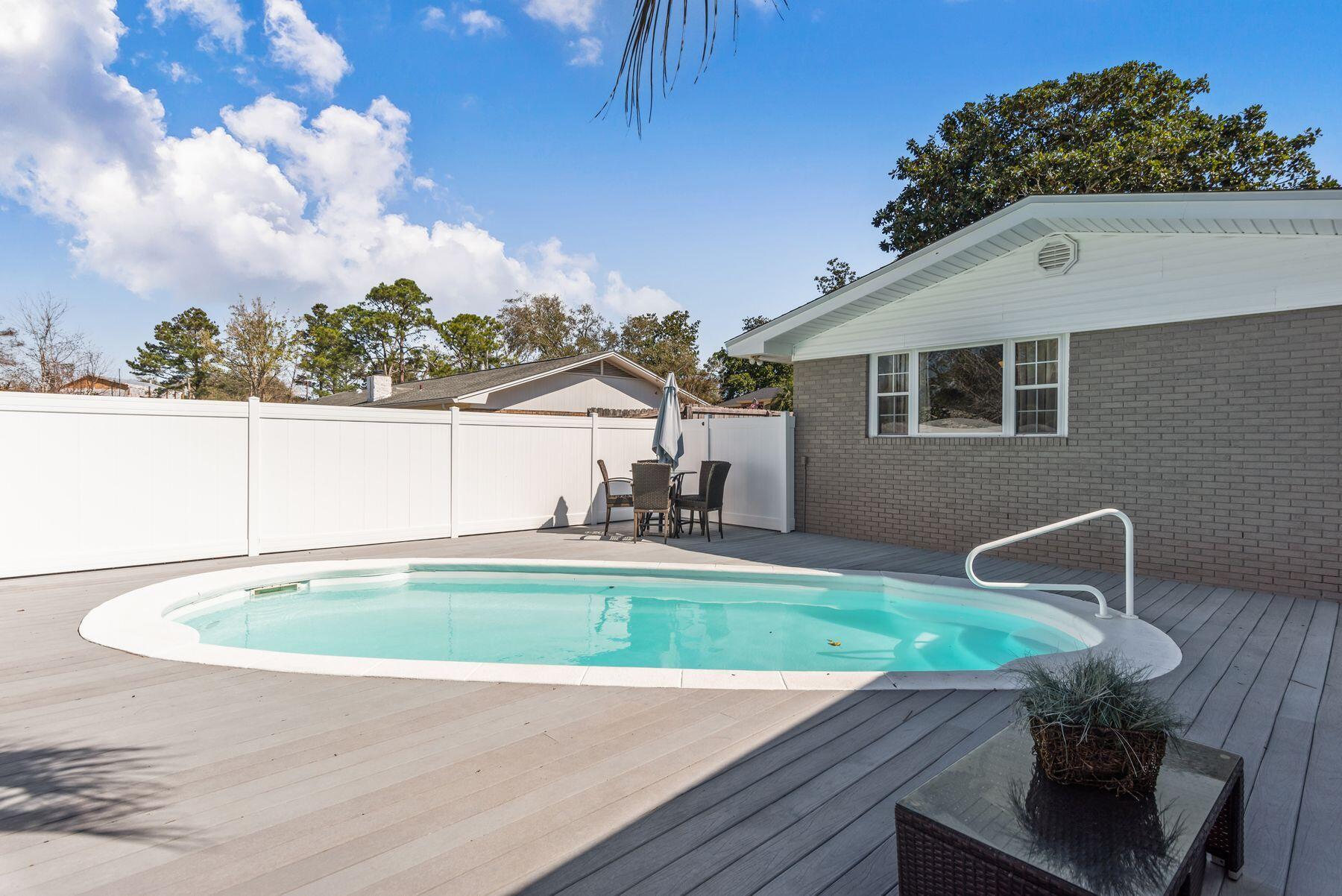 DIAMOND HEAD SEC OF LAKESIDE - Residential