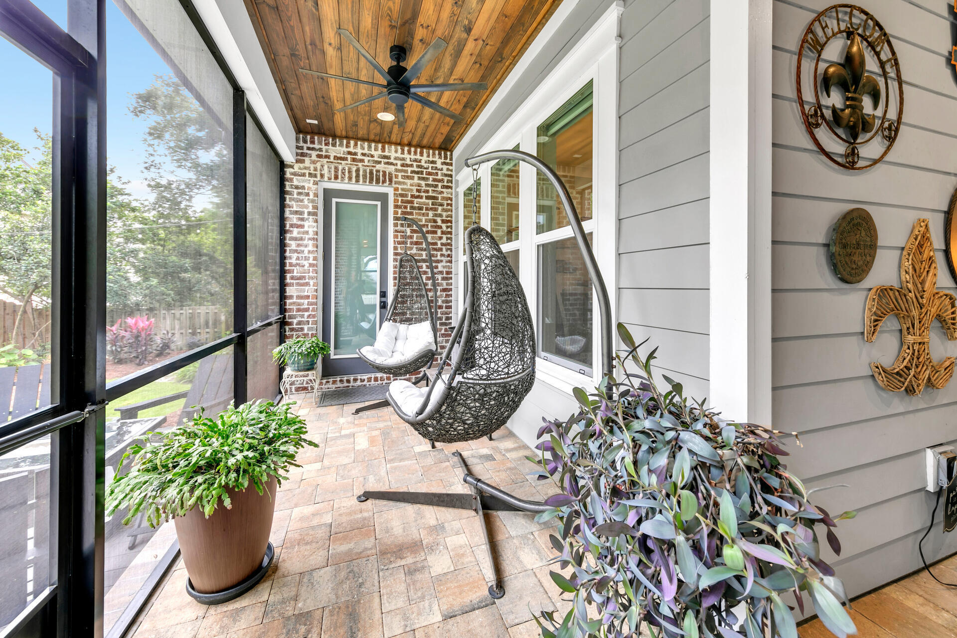BAY OAKS S/D - Residential