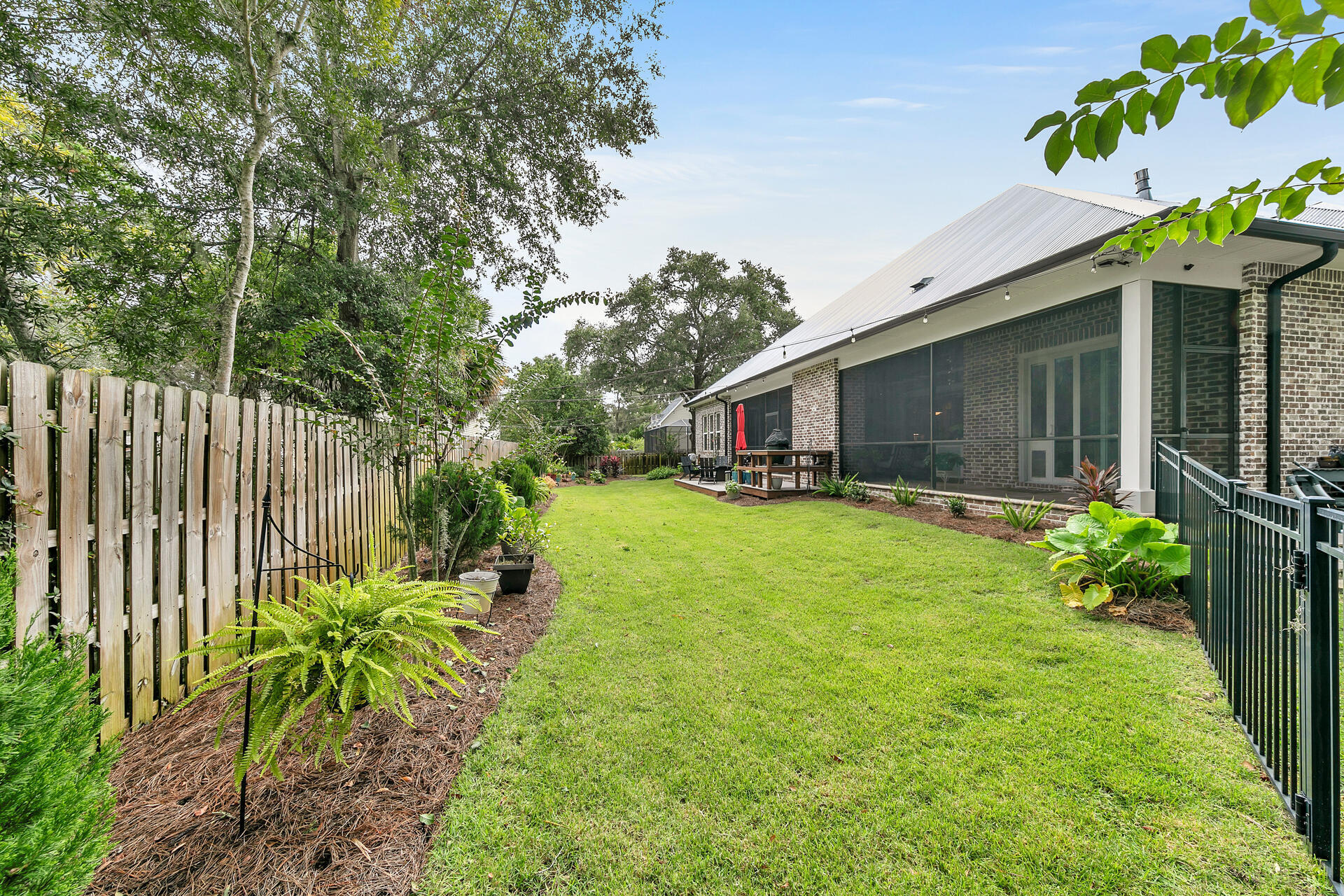 BAY OAKS S/D - Residential