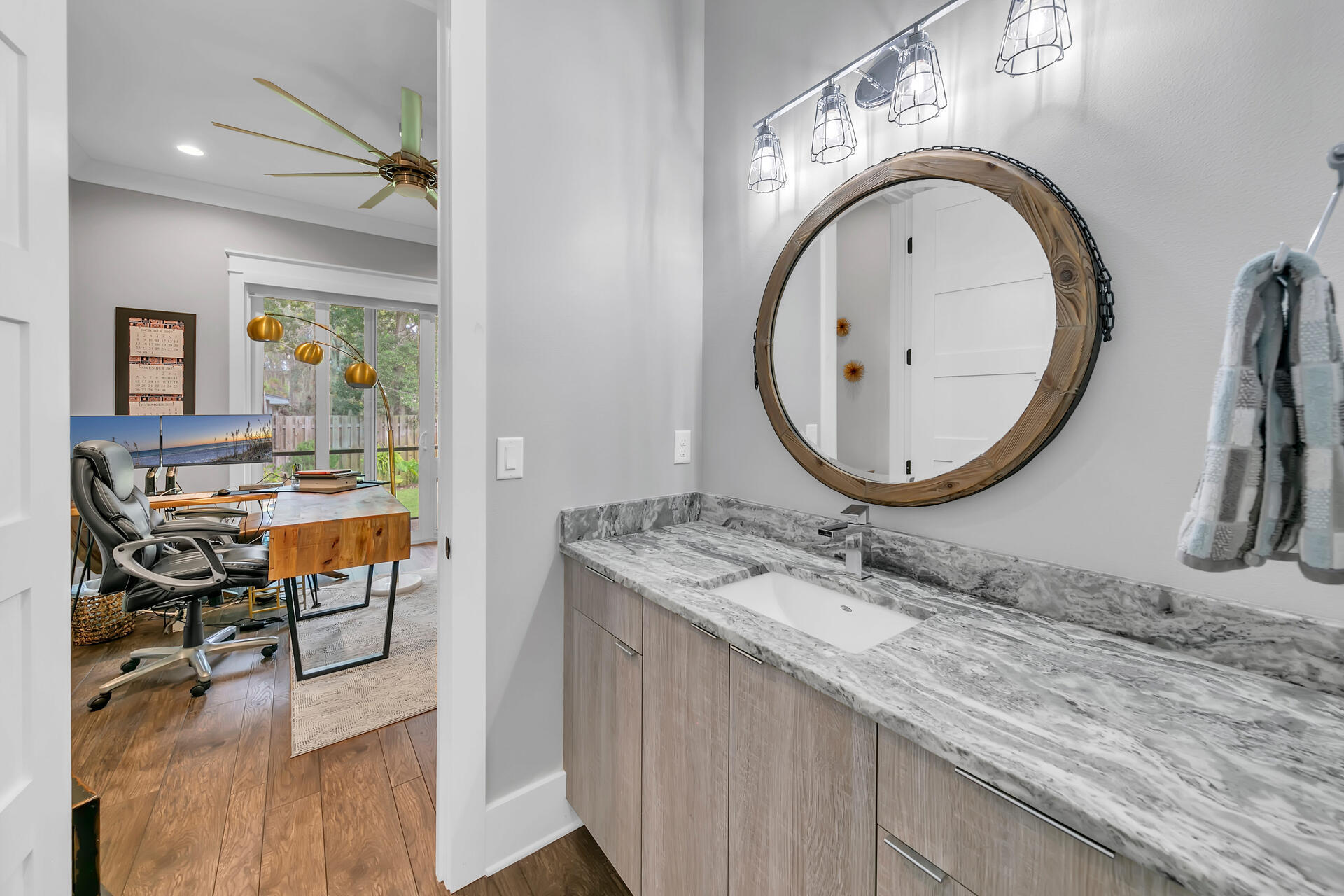 BAY OAKS S/D - Residential