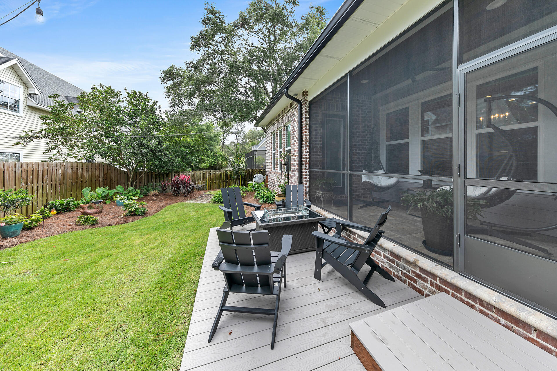 BAY OAKS S/D - Residential