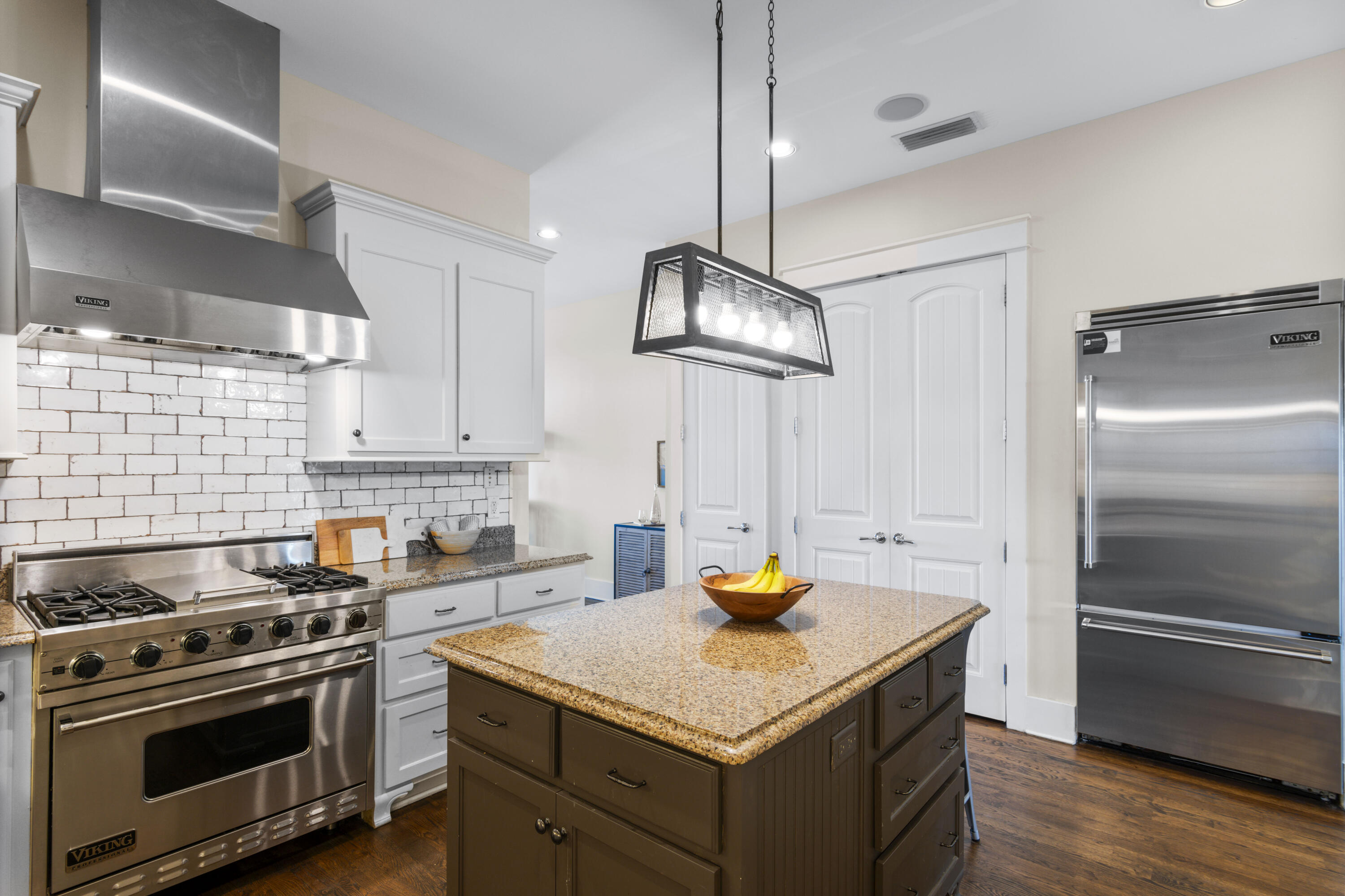 EASTERN LAKE VILLAGE - Residential