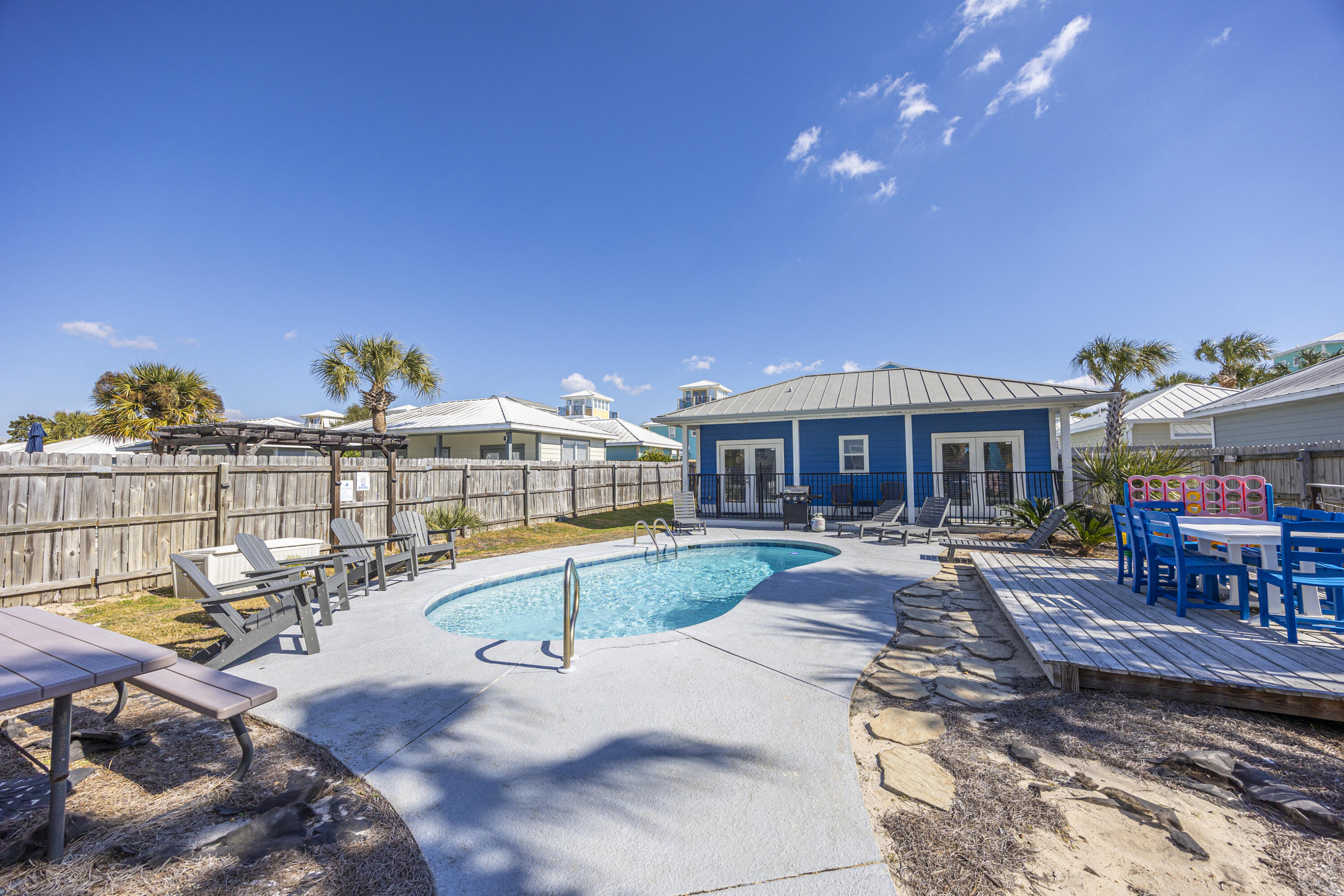 CRYSTAL BEACH - Residential