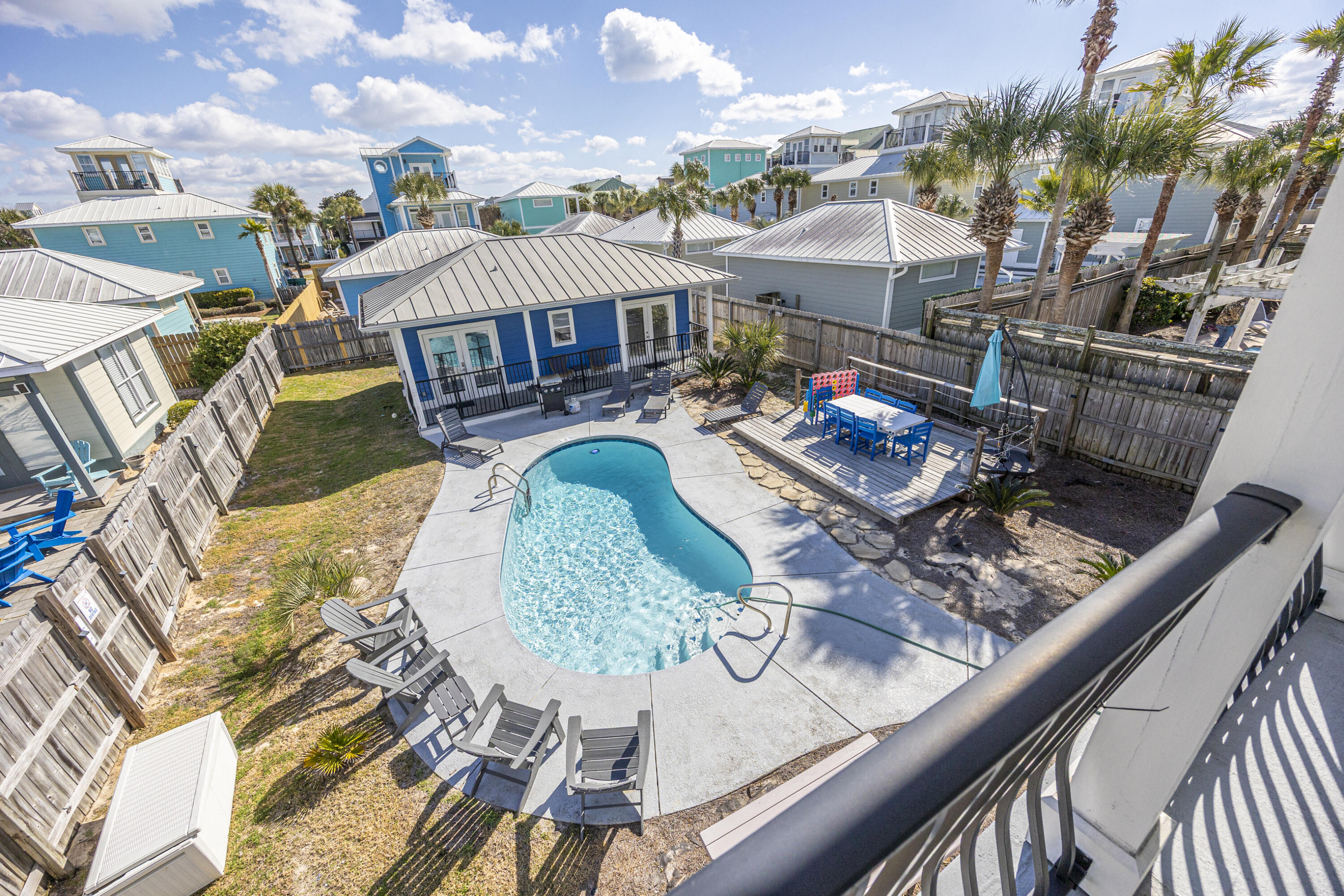 CRYSTAL BEACH - Residential