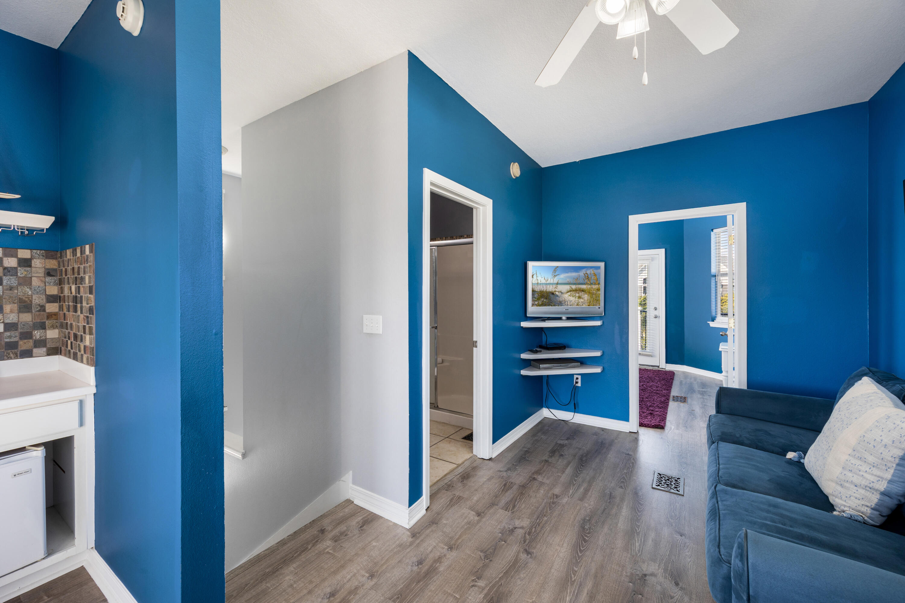 CRYSTAL BEACH - Residential