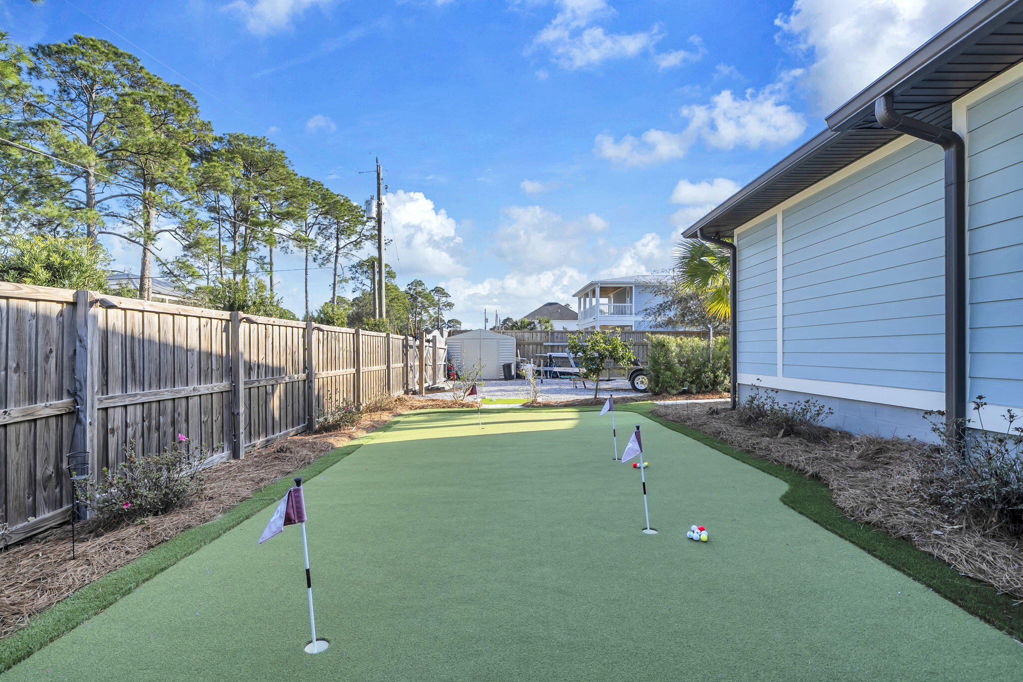 CREEKWATER BAY ESTATES UNREC - Residential