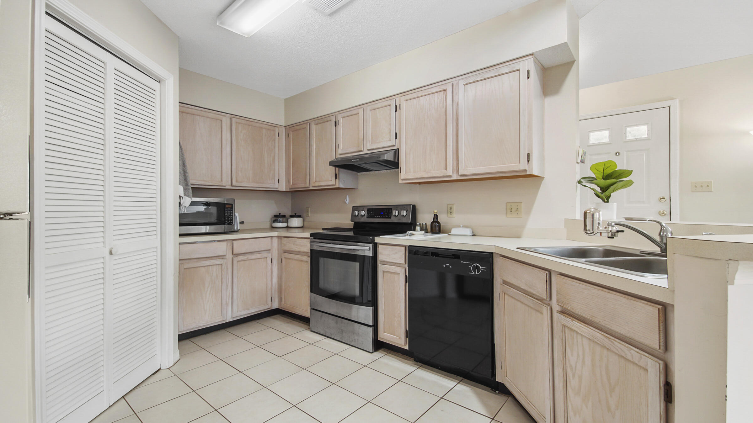 CROSSWINDS LANDING - Residential