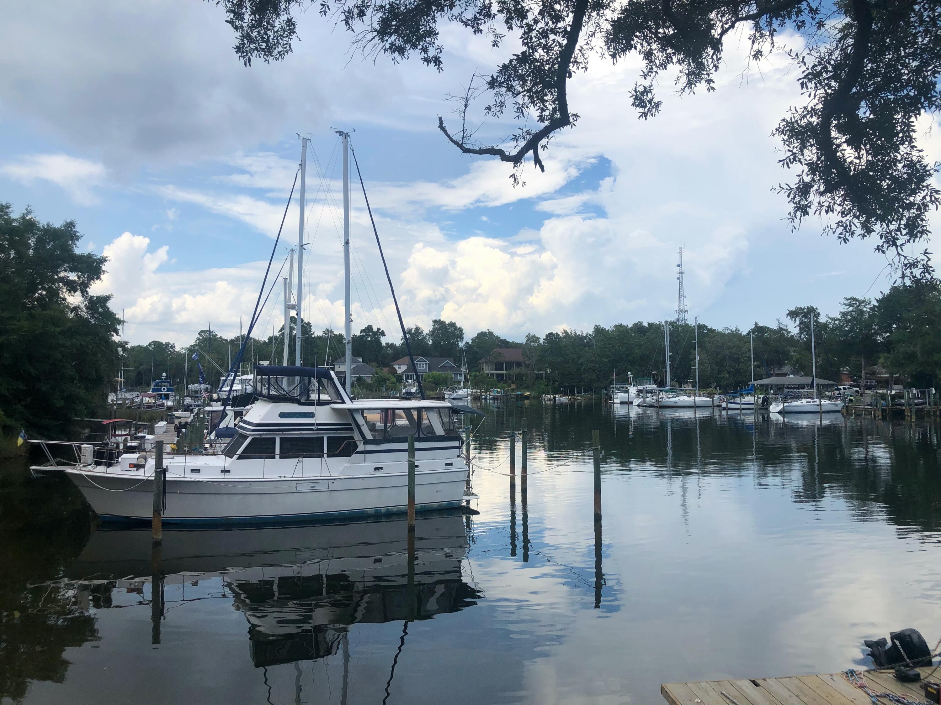 This studio in Niceville offers a stunning water view overlooking the Bluewater Bay Marina. Great location for EOD school, Eglin AFB & the Emerald Coast Beaches! The space comes fully furnished, making it move-in ready for your convenience. Kitchen includes microwave, electric cooktop, and a fridge. With luxury vinyl plank flooring throughout, this studio provides a modern and sleek aesthetic. Enjoy the tranquility of waterfront living in this cozy and inviting space. Don't miss out on the opportunity to wake up to the serene sights of the water every day!