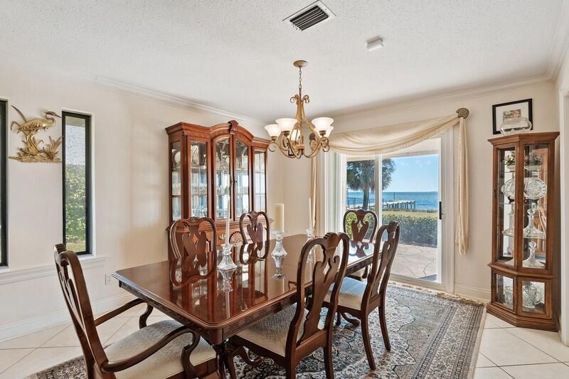 JONITA ESTATES - Residential