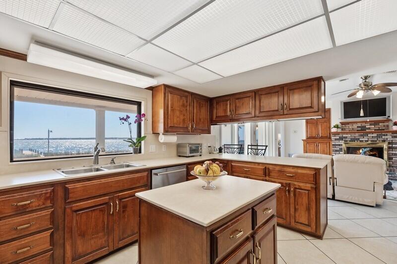 JONITA ESTATES - Residential