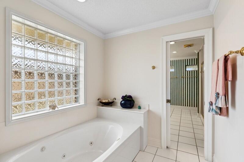 JONITA ESTATES - Residential