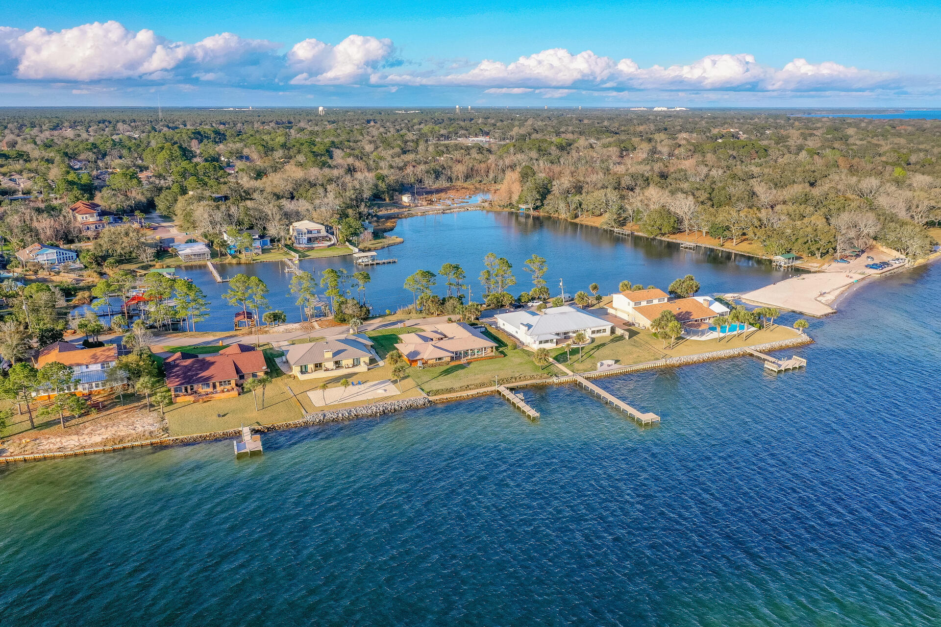 JONITA ESTATES - Residential