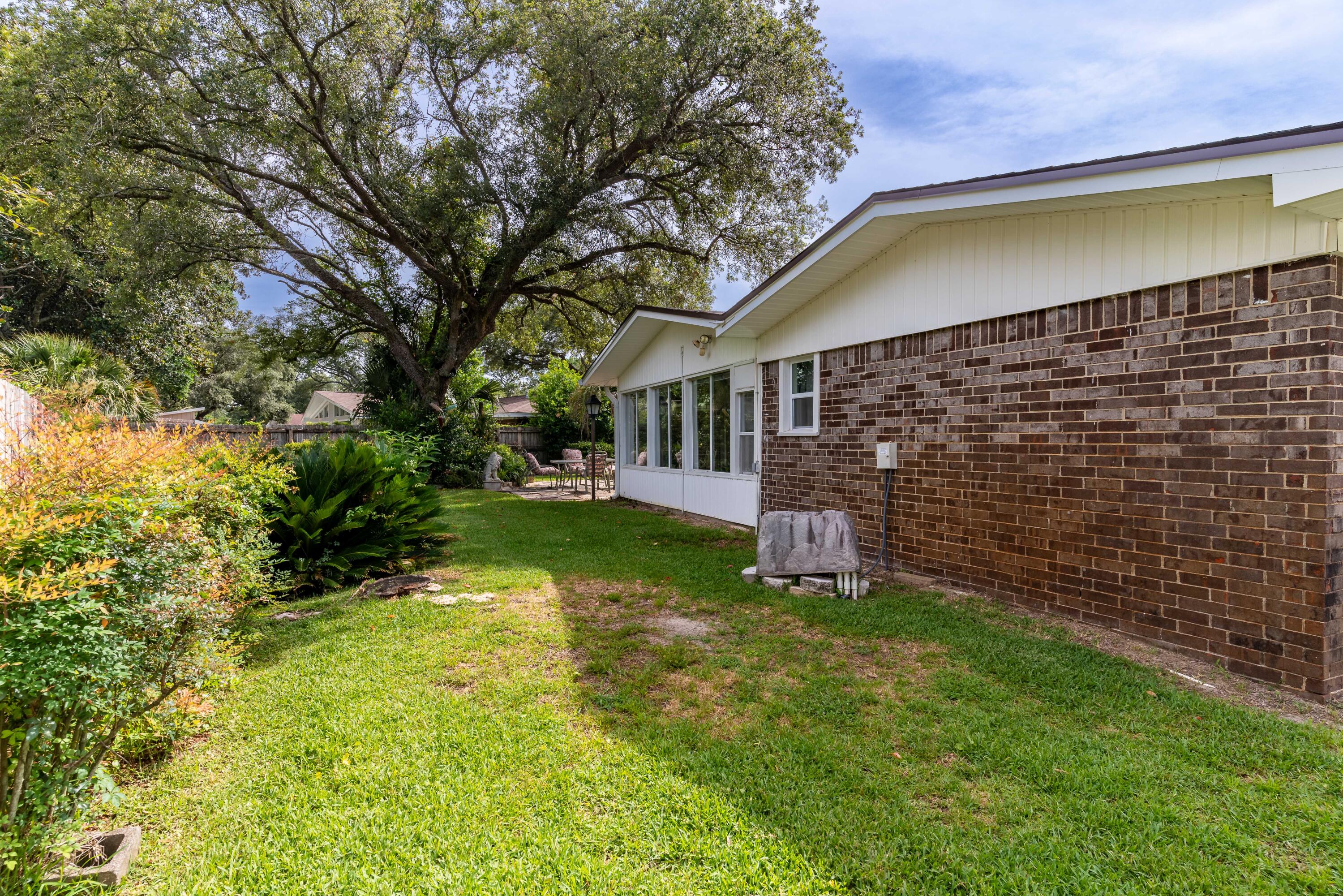 KENWOOD S/D 1ST ADDN - Residential