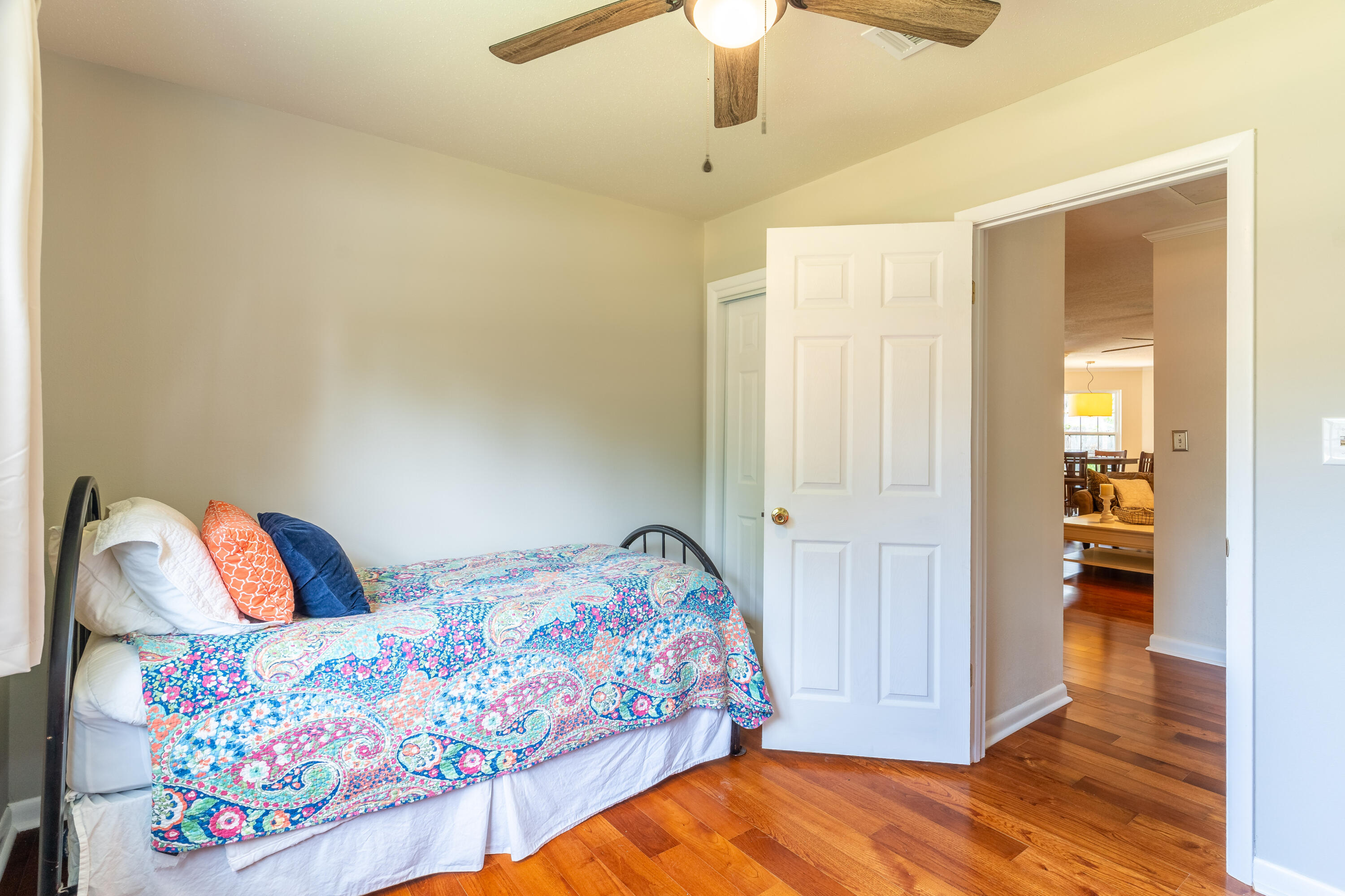 KENWOOD S/D 1ST ADDN - Residential