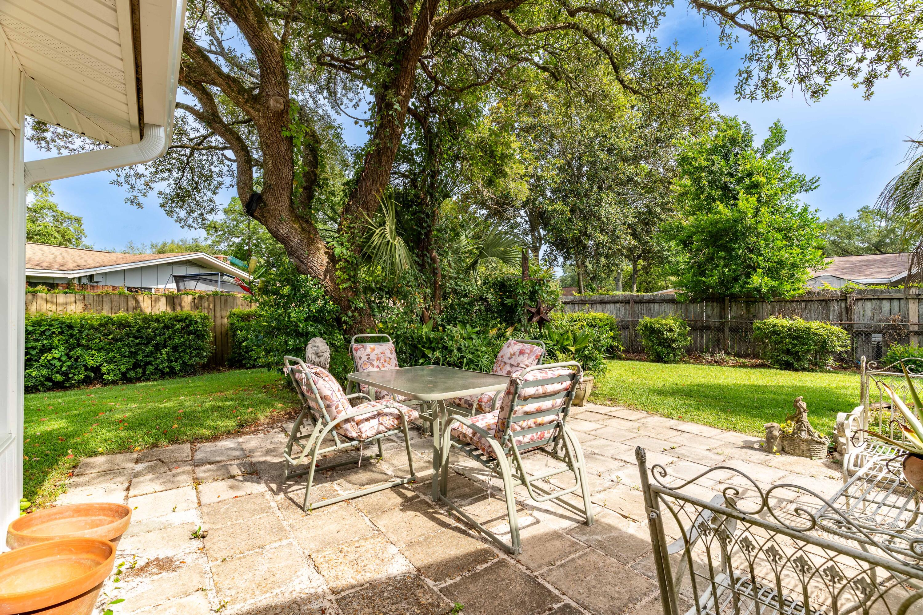 KENWOOD S/D 1ST ADDN - Residential