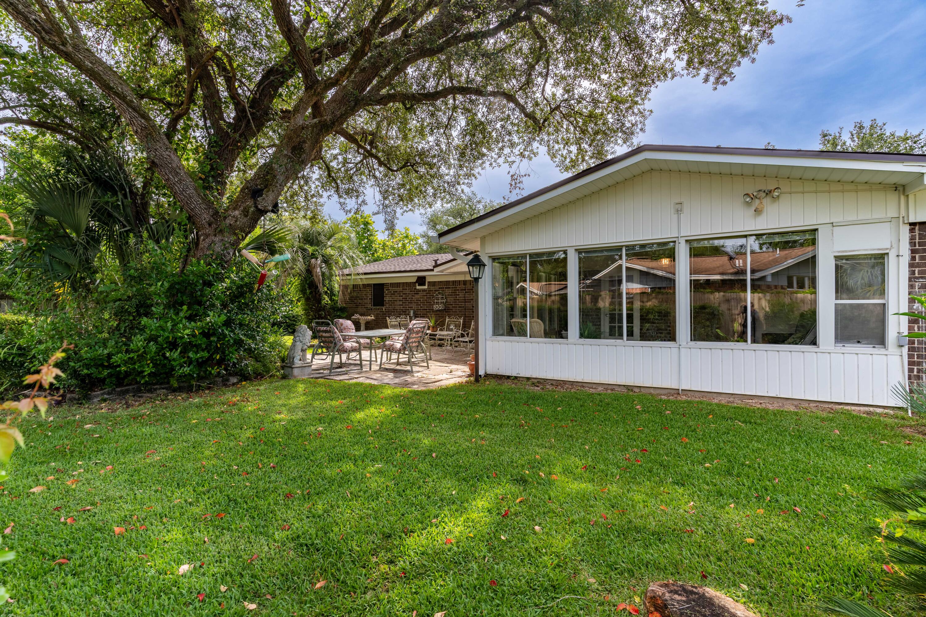 KENWOOD S/D 1ST ADDN - Residential