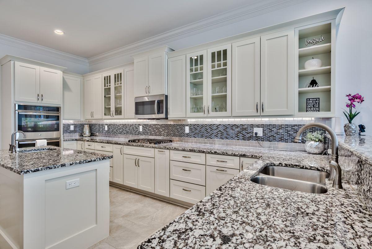 EMERALD BAY PH 1A - Residential