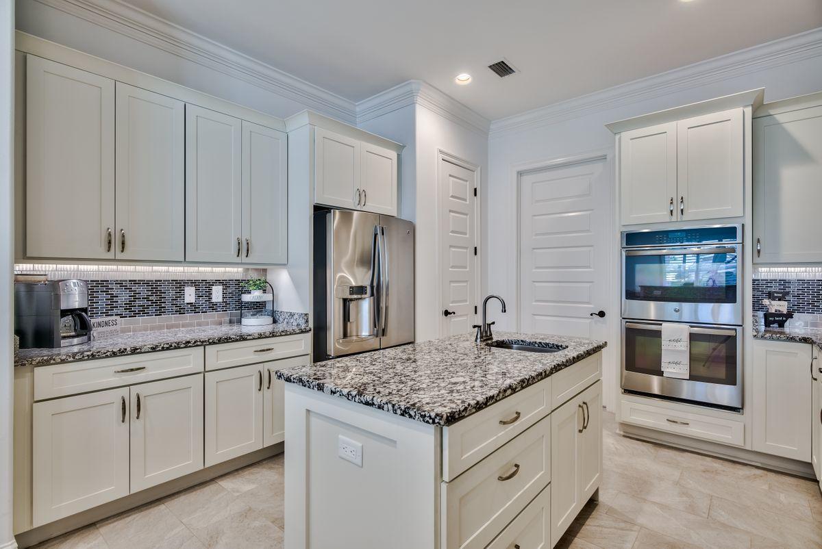 EMERALD BAY PH 1A - Residential