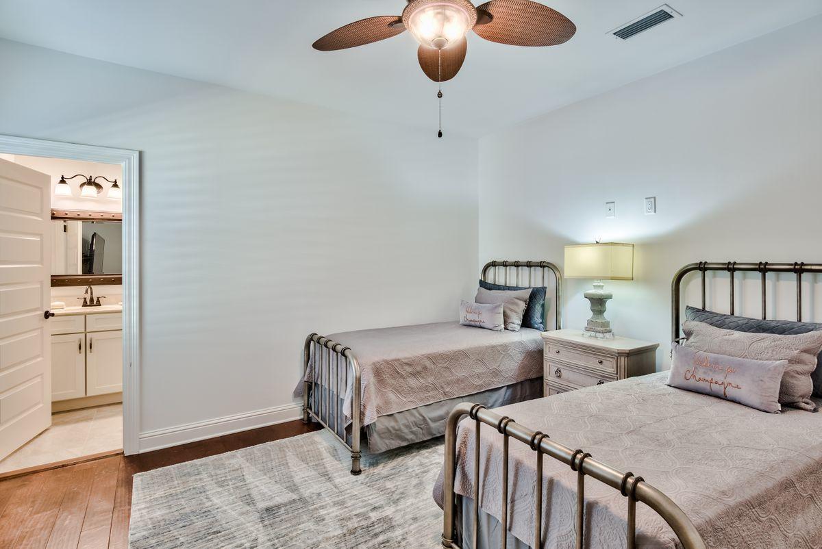 EMERALD BAY PH 1A - Residential