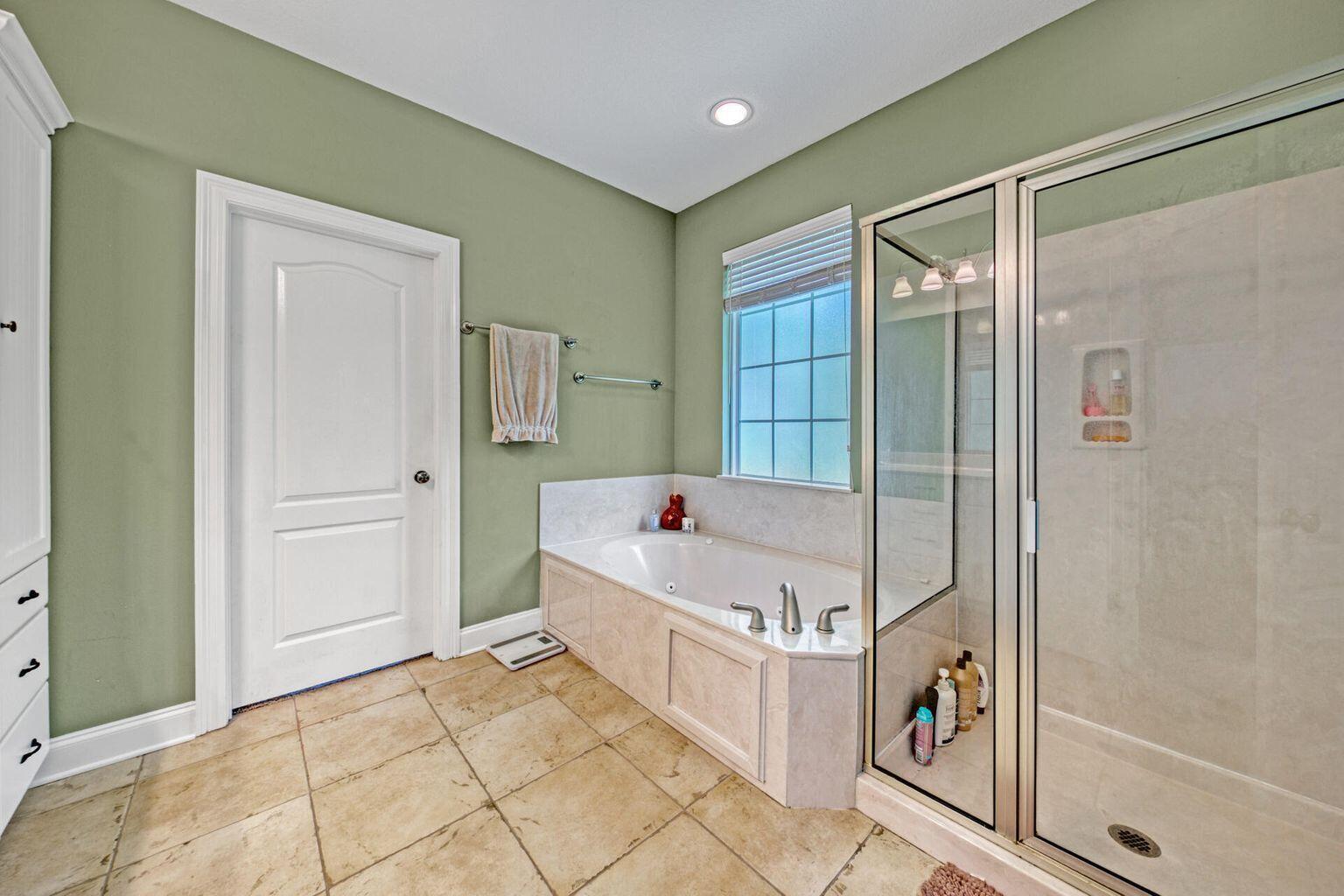 JUNIPER CREEK ESTATES - Residential Lease