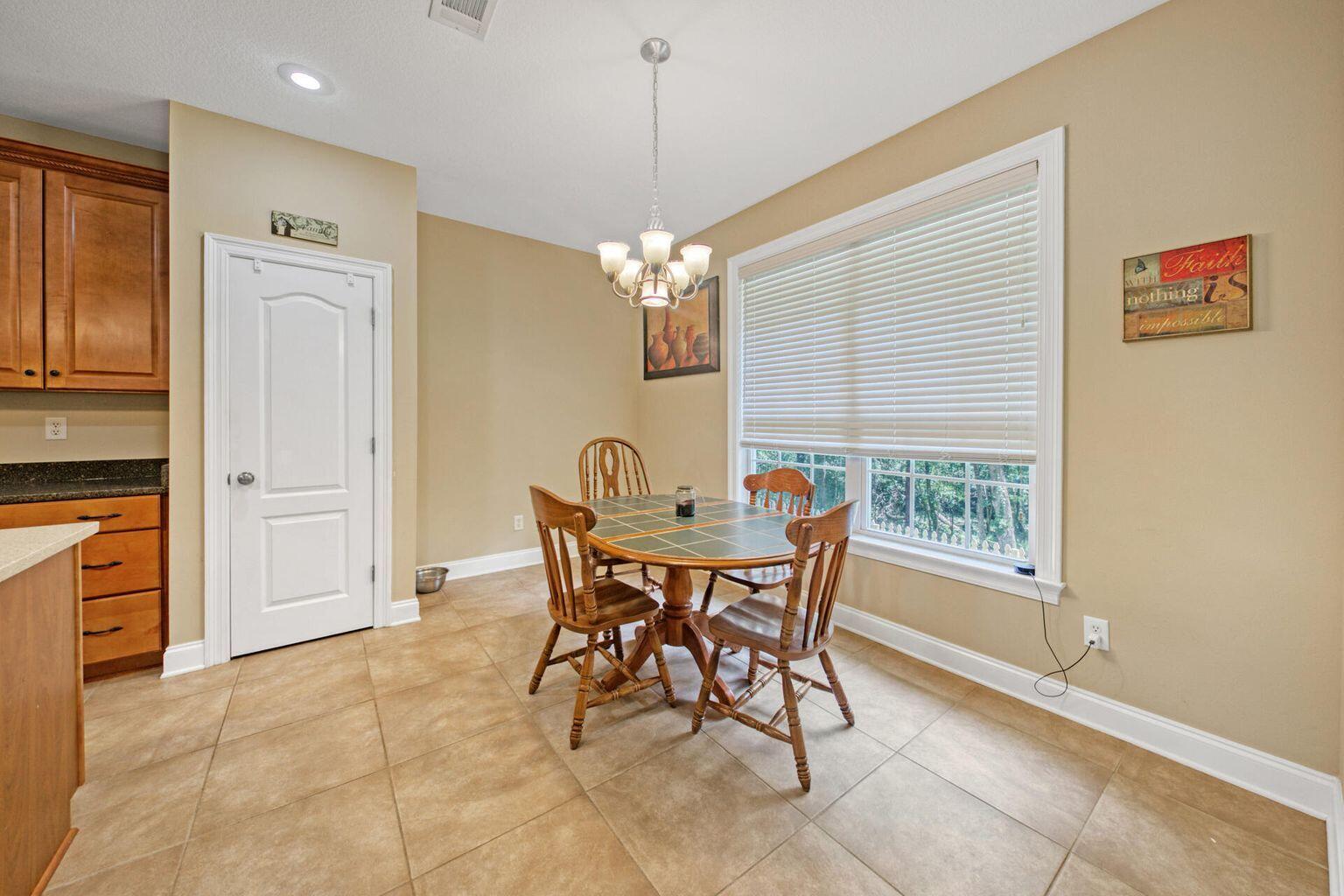 JUNIPER CREEK ESTATES - Residential Lease