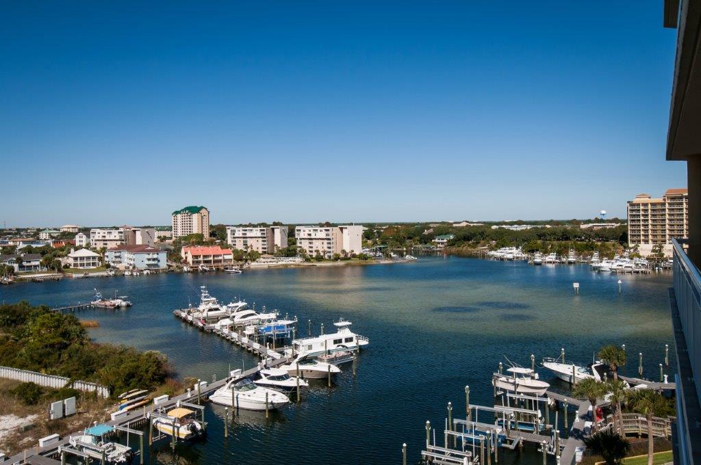 HARBOR LANDING - Residential