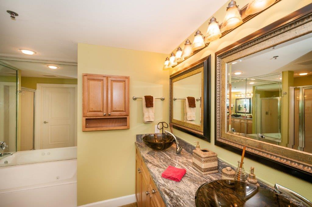 HARBOR LANDING - Residential