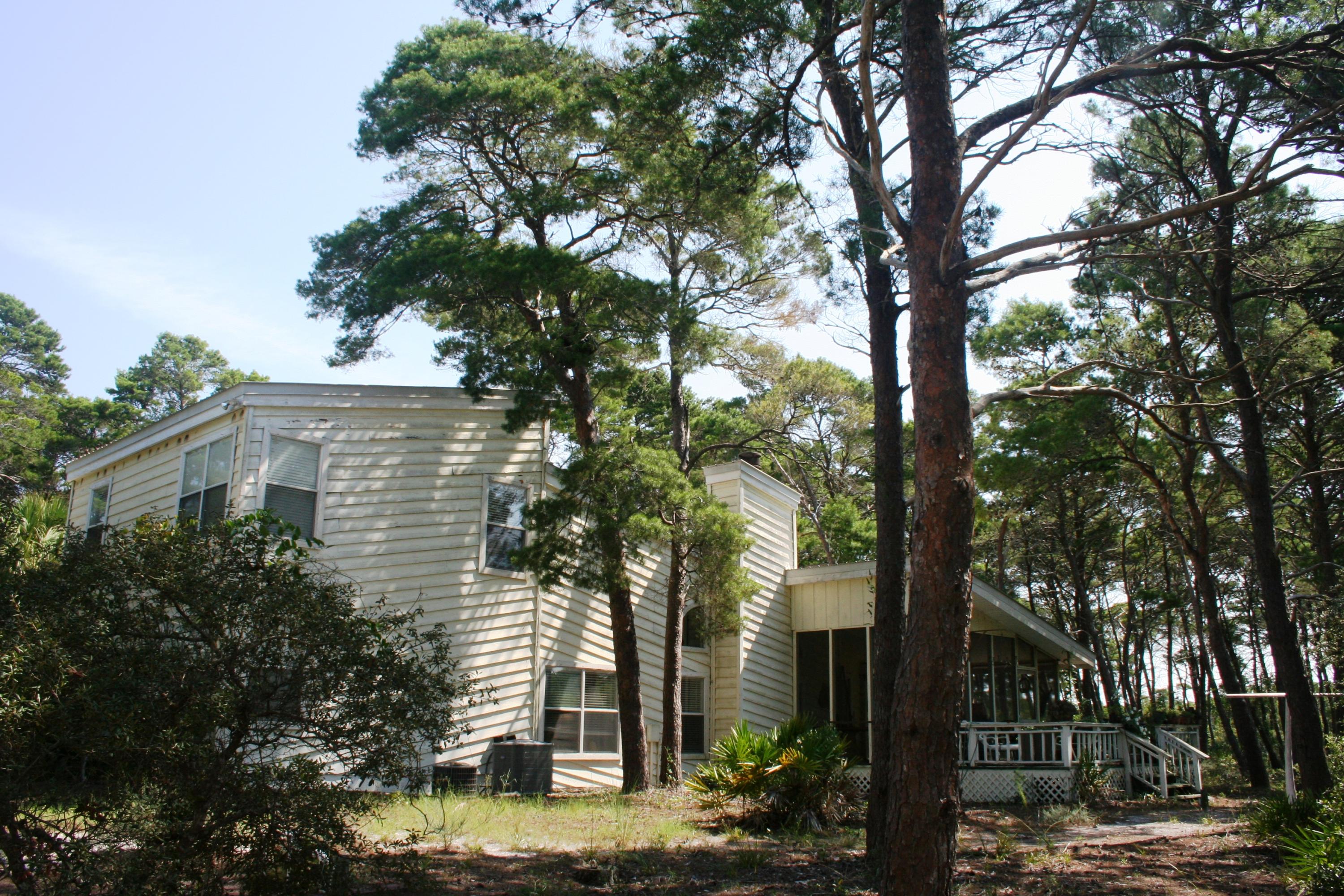 NO RECORDED SUBDIVISION - Residential