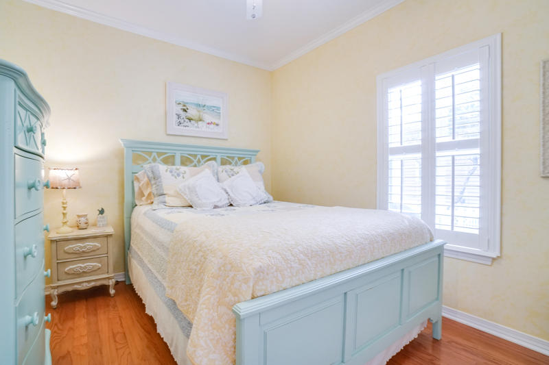 CRYSTAL BEACH COTTAGES PH 2 - Residential