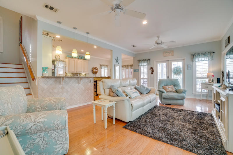 CRYSTAL BEACH COTTAGES PH 2 - Residential