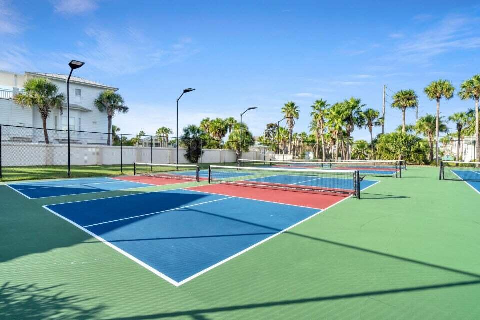 ISLANDER CONDO PH 1 - Residential